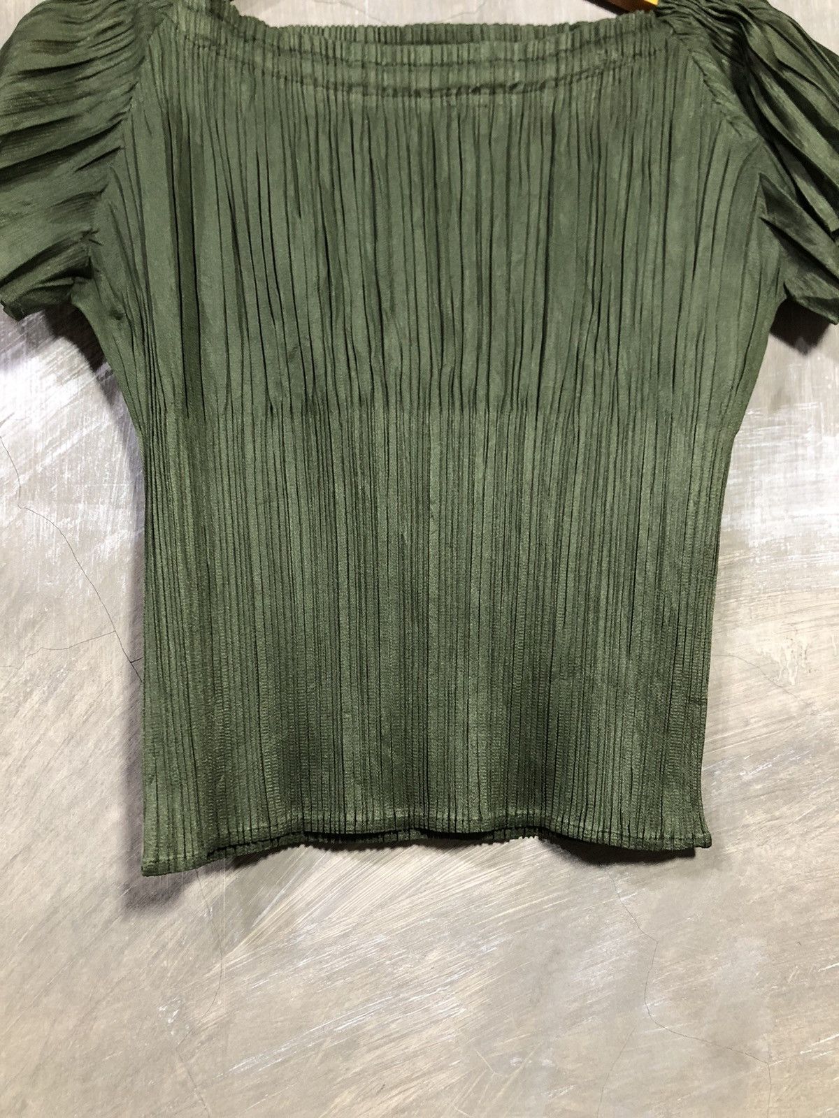 Homme Plisse Issey Miyake × Issey Miyake × Pleats Please Issey Miyake OFFERS💥 Issey Miyake Pleats Please Tops Size S / US 4 / IT 40 - 6 Thumbnail