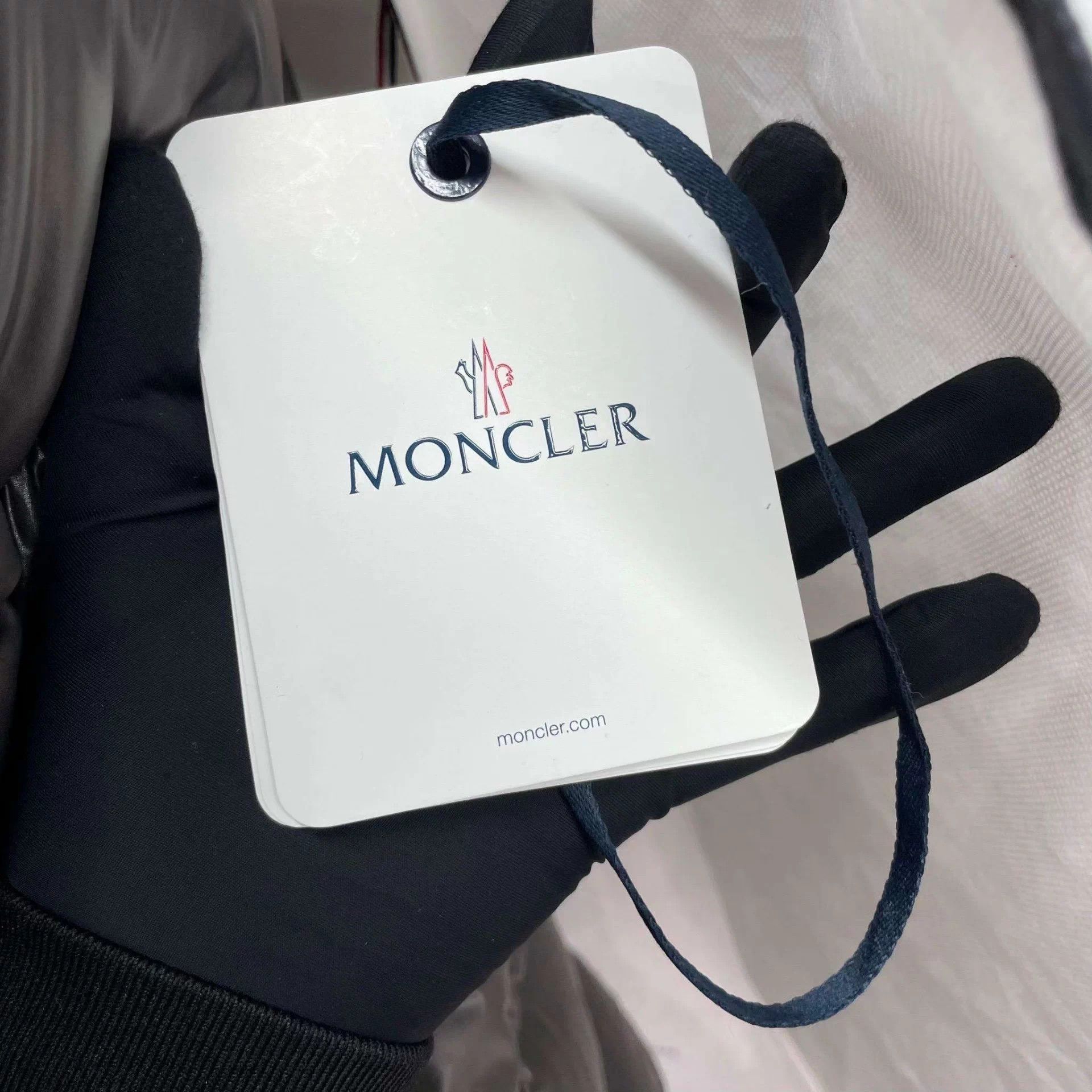 Moncler MONCLER men's short down jacket gray size 5 Size US XXL / EU 58 / 5 - 3 Thumbnail