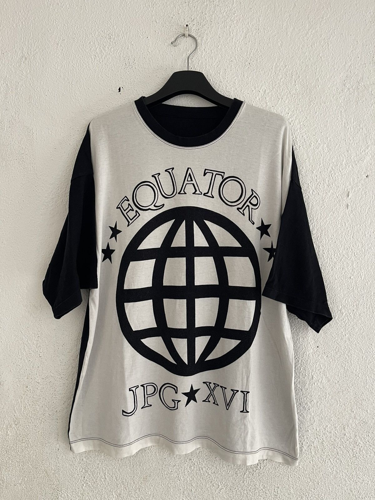 Jean Paul Gaultier Jean Paul Gaultier Equator JPG XVI T Shirt Size US L / EU 52-54 / 3 - 1 Thumbnail