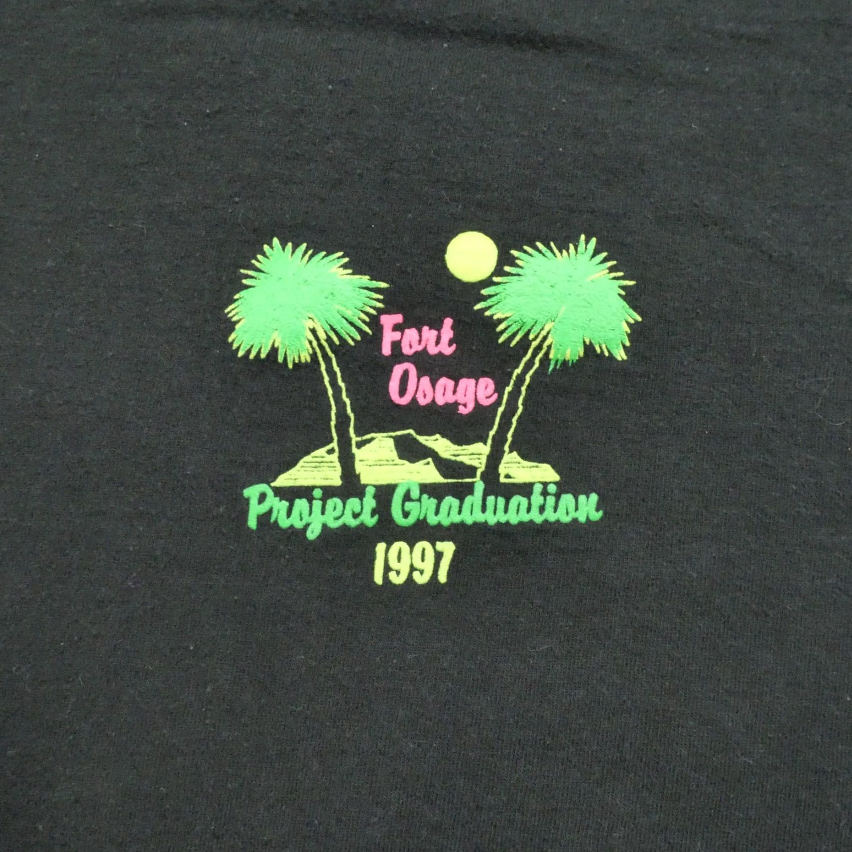 Fruit Of The Loom VINTAGE Fruit of the Loom T-Shirt Mens XL Black 90s Graphic Print Art Size US XL / EU 56 / 4 - 3 Thumbnail