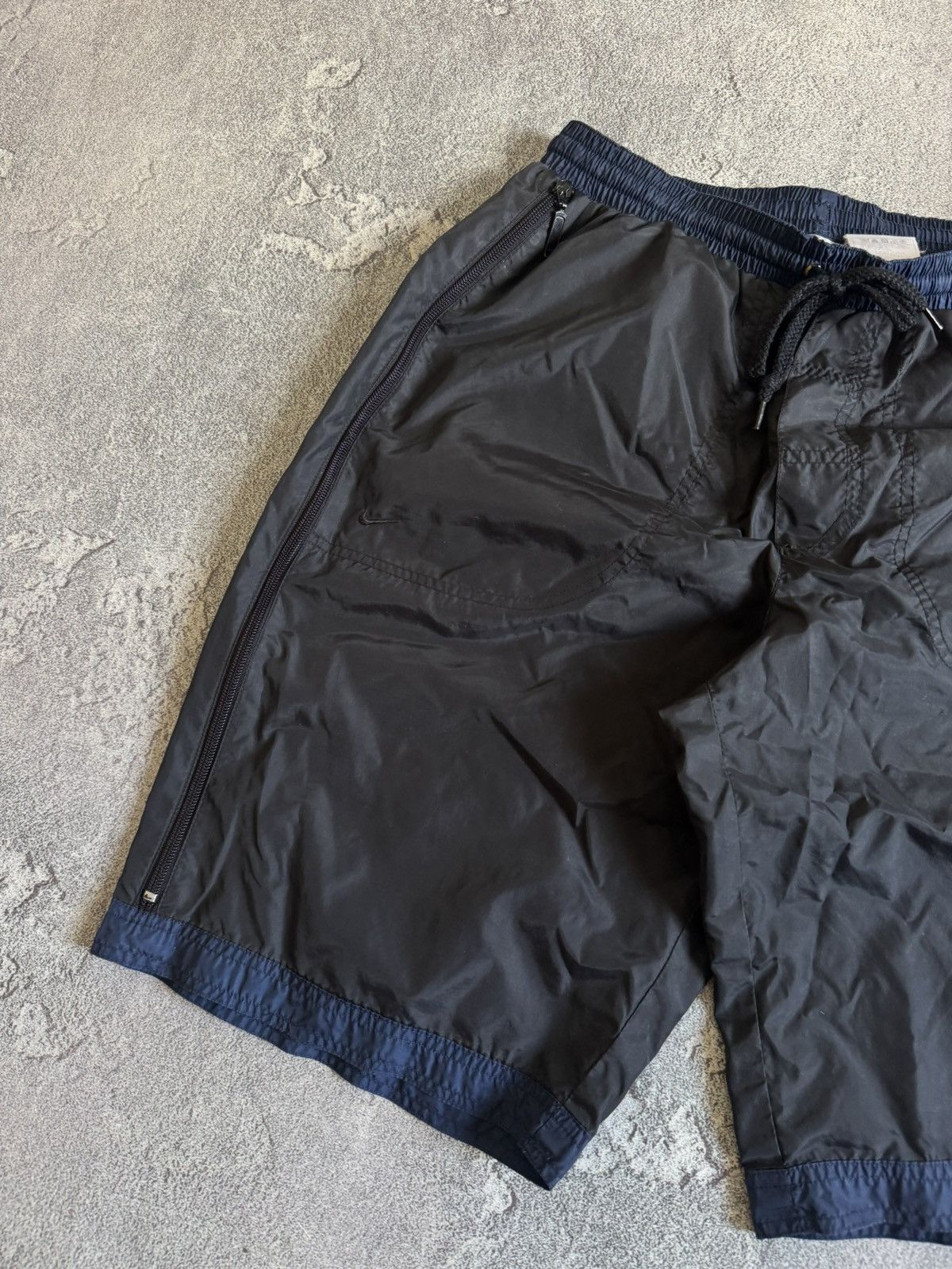Nike × Vintage Nike M/size vintage nylon 90s retro shorts 🩳 Size US 34 / EU 50 - 7 Thumbnail