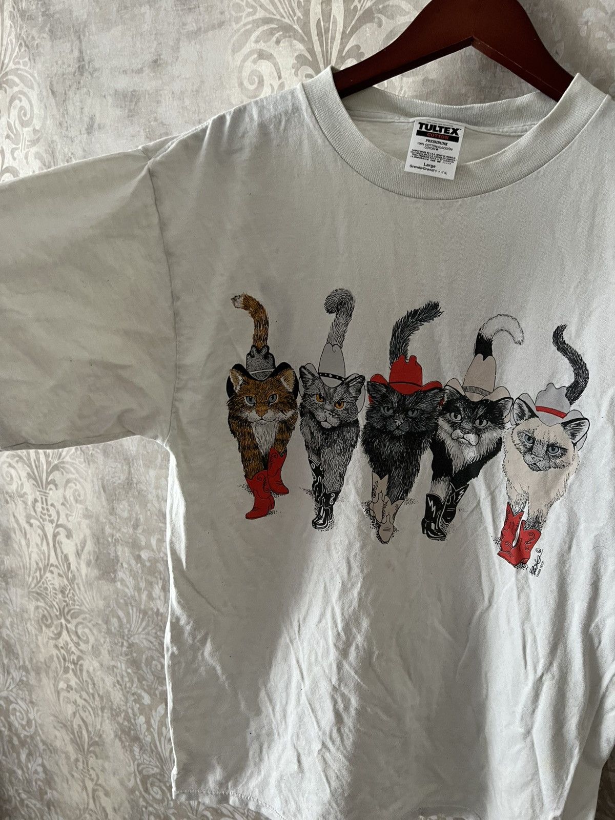 Tultex Vintage 90s Tultex Cowboy Cats Boots Graphic T-Shirt USA Size US L / EU 52-54 / 3 - 5 Thumbnail