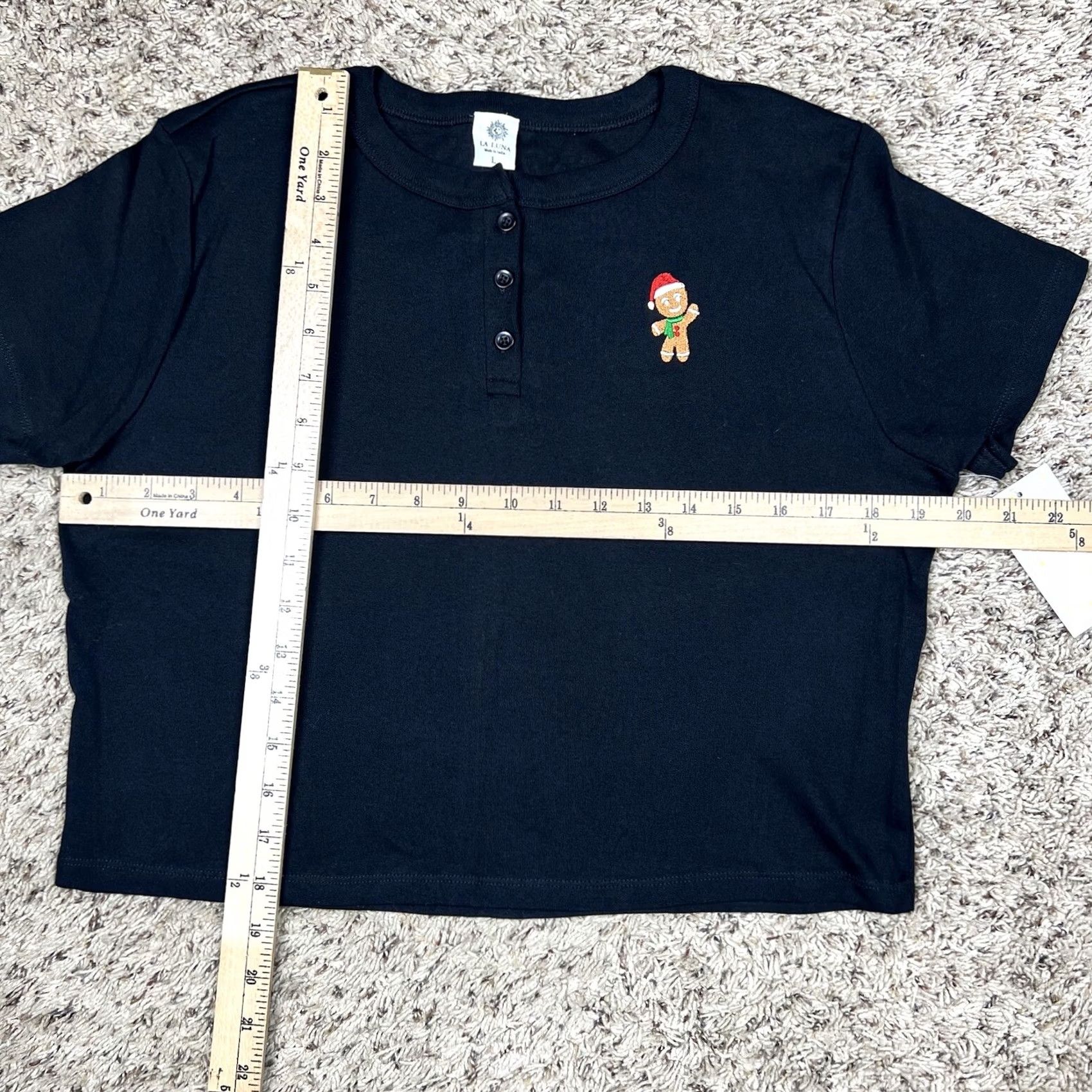 Vintage La Luna Christmas Crop Top T-Shirt Womens Large Embroidered Ginger Bread Cotton Black Short Sleeve Henley 100% Cotton Crew Neck Cropped Size L / US 10 / IT 46 - 6 Thumbnail