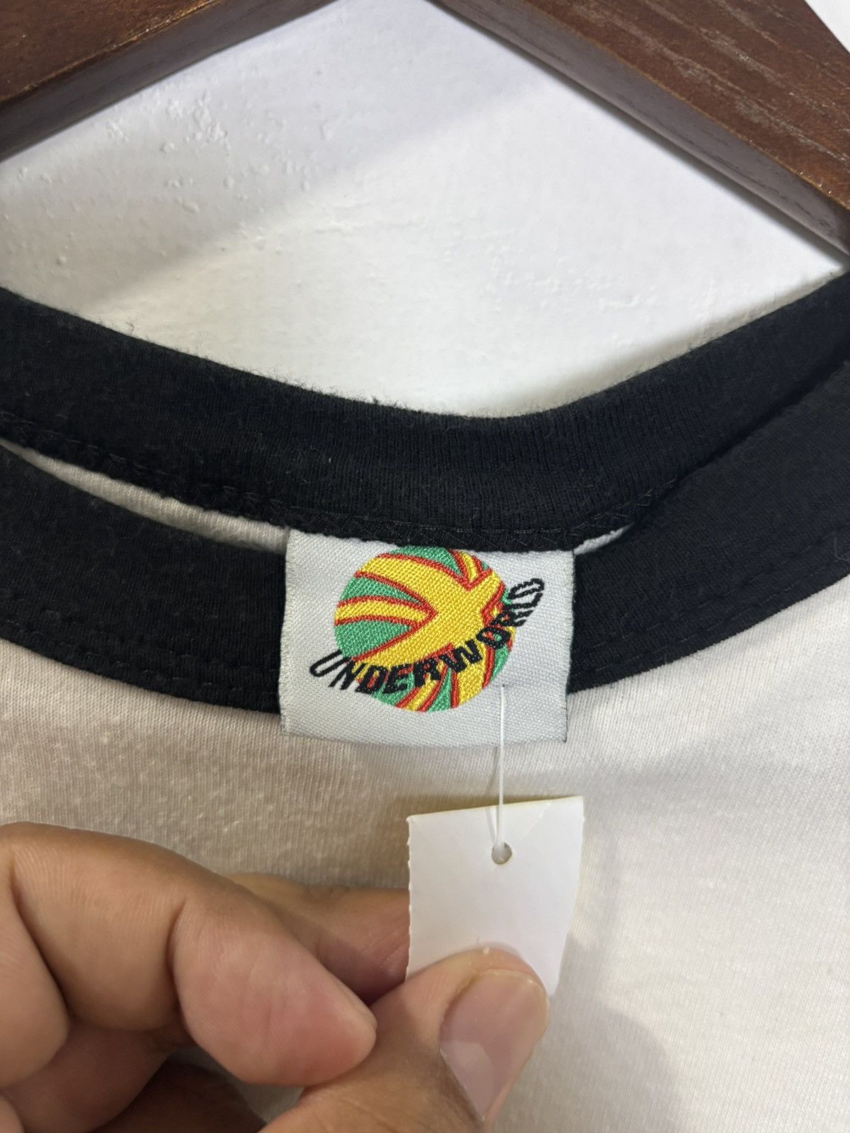 Band Tees × Vintage Vintage 90’s Echobelly Ringer Tshirt Size US L / EU 52-54 / 3 - 3 Thumbnail