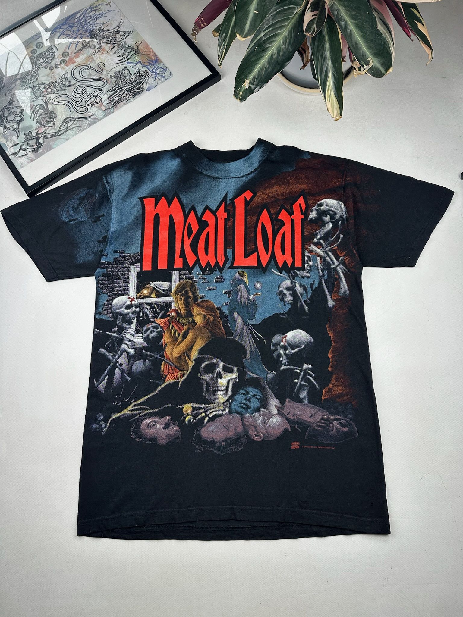 Band Tees Vintage Meat Loaf T-Shirt Metal 90s AOP Size US XL / EU 56 / 4 - 1 Thumbnail