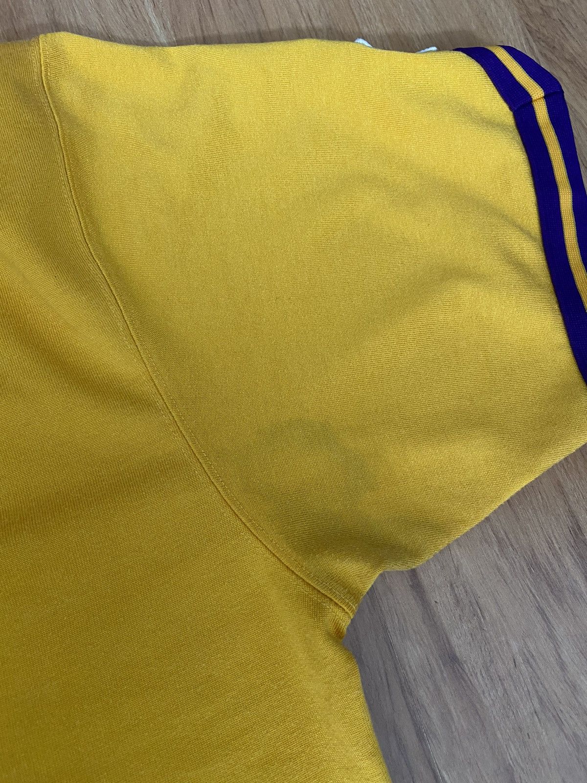 Champion Champion Los Angeles Lakers Yellow Basketball Jersey Shirt Size US XL / EU 56 / 4 - 12 Thumbnail