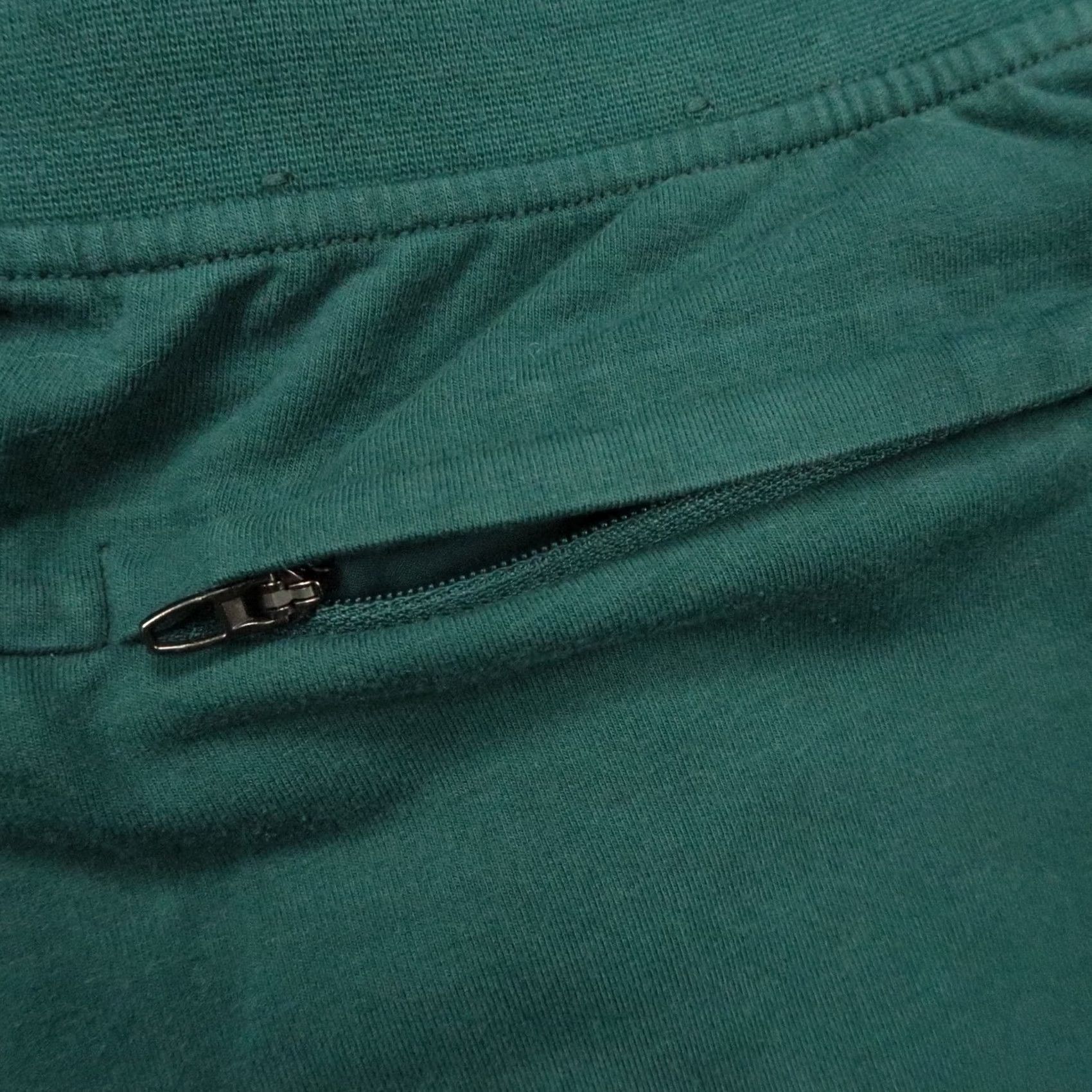 Lululemon Lululemon Pants Mens XL Green Jogger Zip Pocket Athletic Tapered Inseam 30" Regular Size Type Size US 36 / EU 52 - 6 Thumbnail
