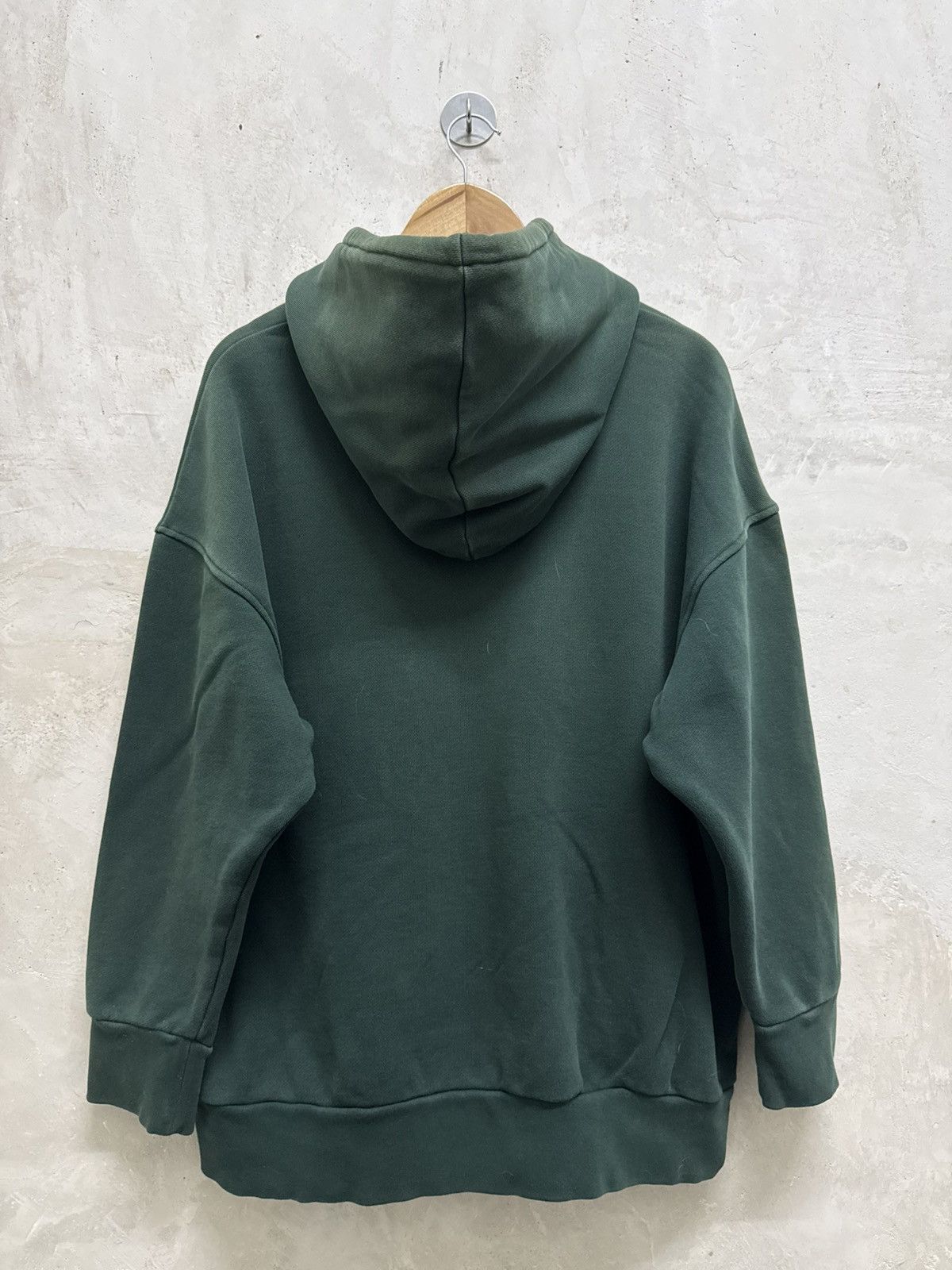 Adidas 2000s Adidas Trefoil Big Logo Faded Baggy Hoodie Size US XXL / EU 58 / 5 - 3 Thumbnail