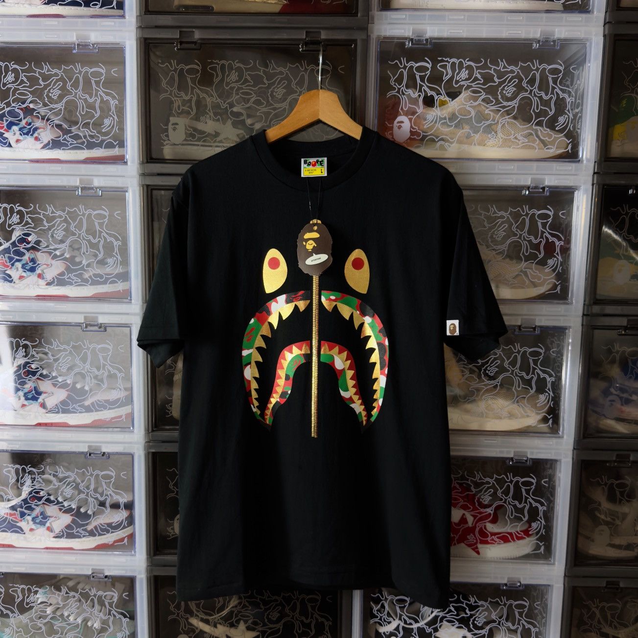 Bape Bape Shark 4th Anniversary Dubai Tee Black 2023 Size US L / EU 52-54 / 3 - 3 Thumbnail