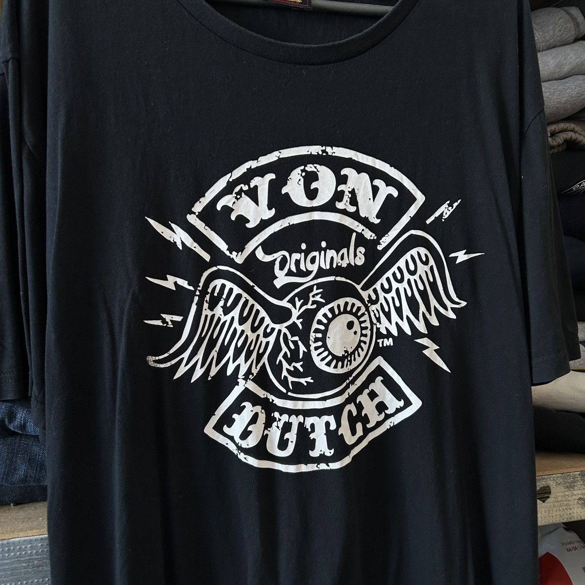 Von Dutch Designer Von Dutch Big Eyes Logo japan y2k opium tee Size US L / EU 52-54 / 3 - 2 Thumbnail