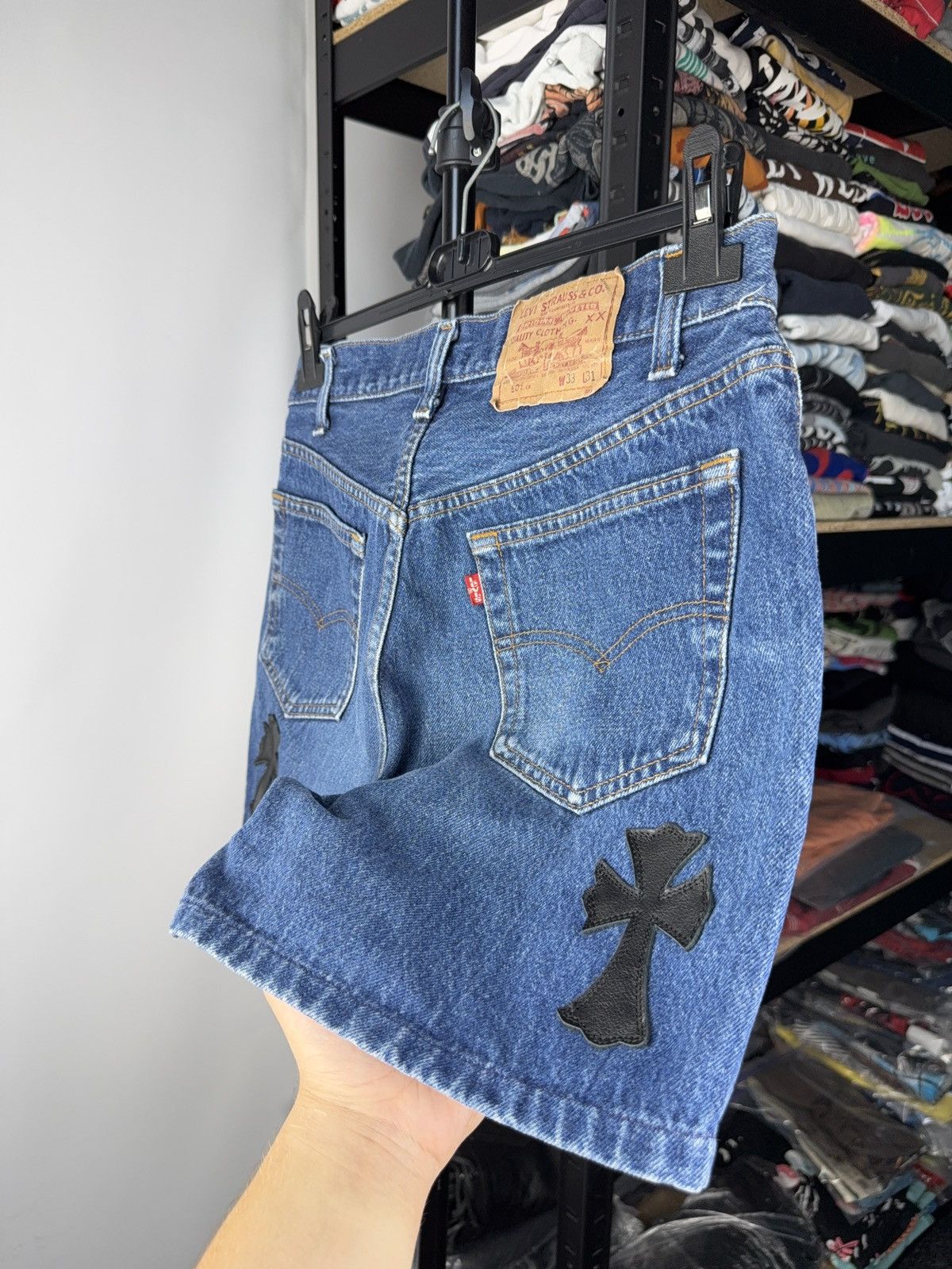 Levi's Vintage 90s Archival Chrome Hearts Style Cross Denim shorts Size 30" / US 8 / IT 44 - 6 Thumbnail