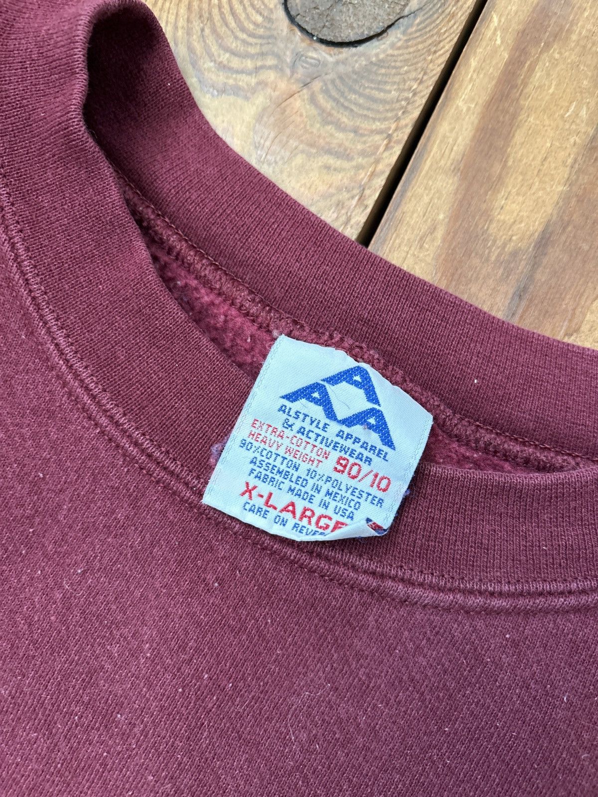 Russell Athletic × Vintage Vintage 90s Alstyle Apparel Burgundy Crewneck Sweatshirt Size US XL / EU 56 / 4 - 2 Thumbnail