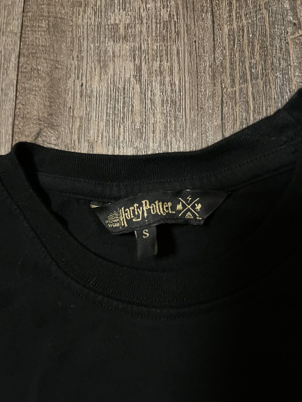 Universal Studios Wizarding World of HARRY POTTER embroidered London Shirt Size US L / EU 52-54 / 3 - 3 Thumbnail