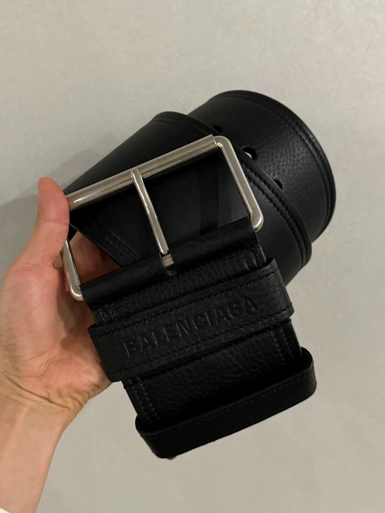 Balenciaga BalenciagaGiant belt 2503-Nextarrow Size ONE SIZE - 1 Thumbnail