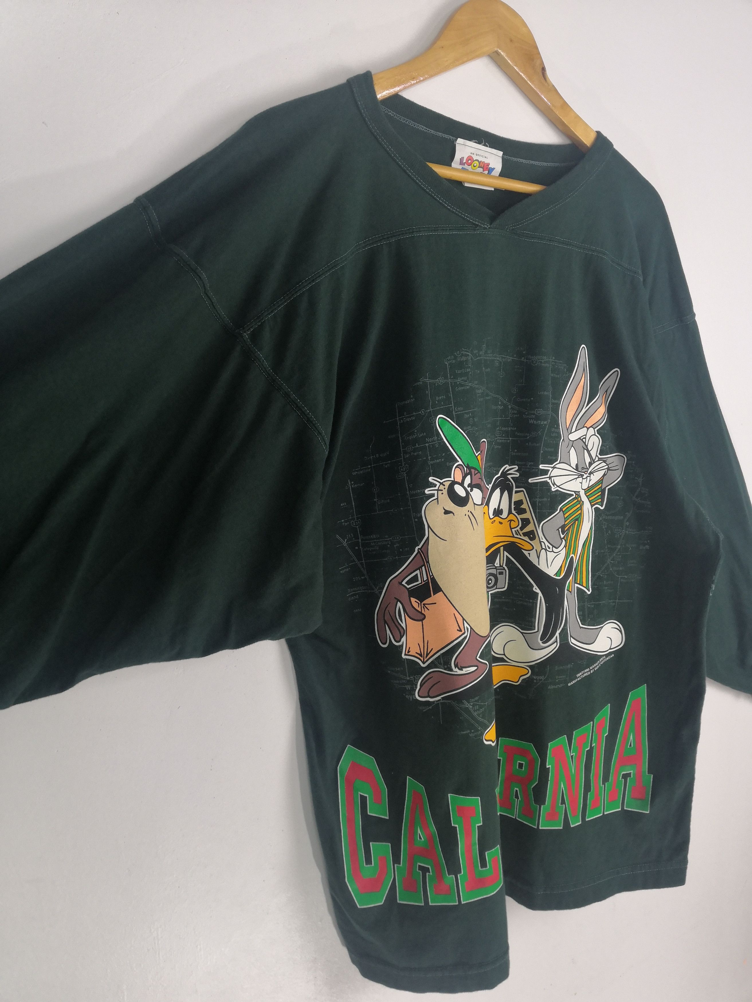 Vintage Vintage 90s Tazmanian Devil Tee 1995 Looney Tunes T-Shirt Size US L / EU 52-54 / 3 - 3 Thumbnail