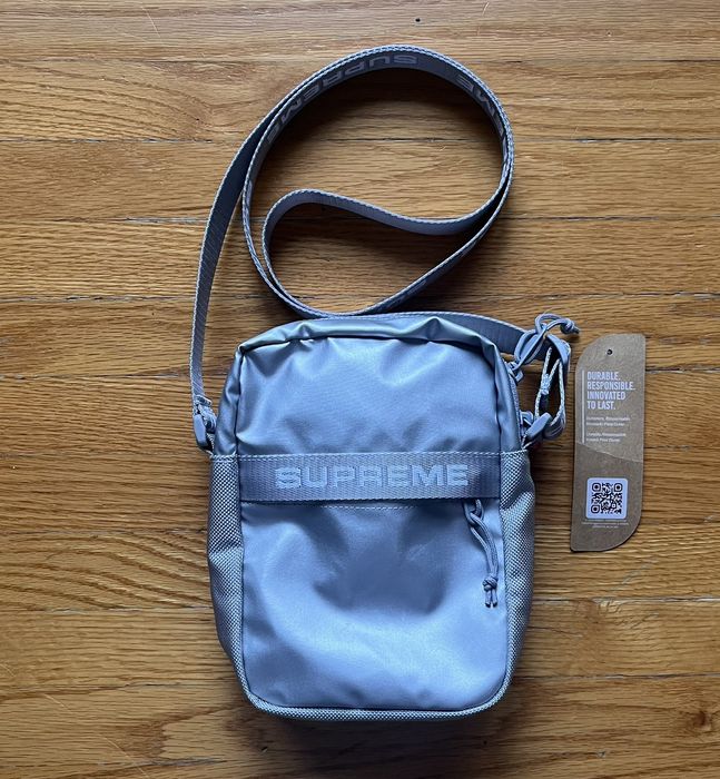 Supreme Shoulder Bag Silver (FW22)