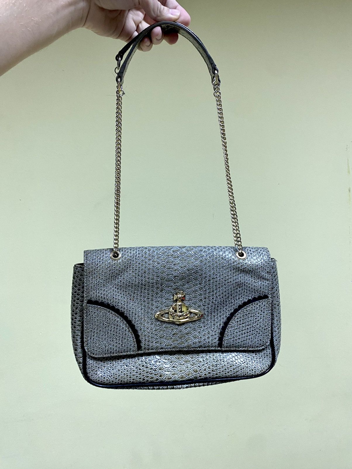 Vivienne Westwood Vivienne Westwood 🐍 RARE Frilly Snake chain bag big orb Size ONE SIZE - 2 Thumbnail
