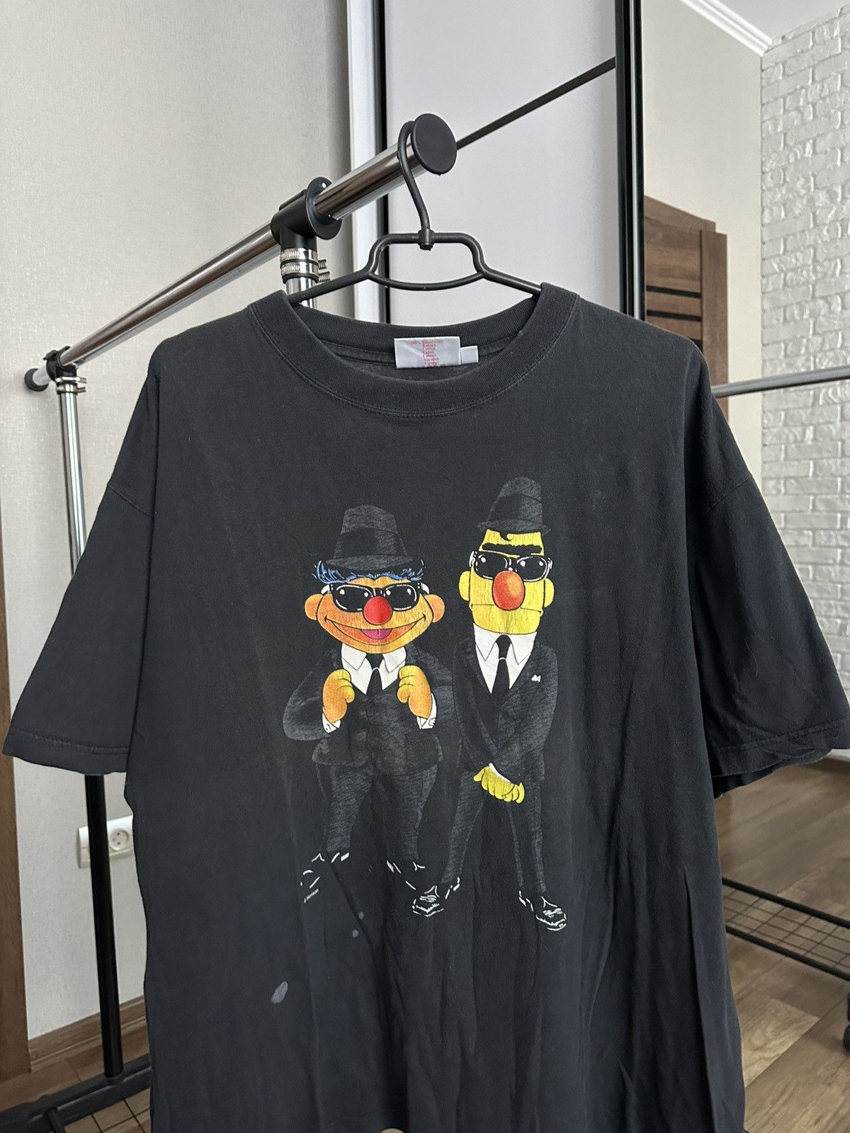 Vintage Sesame Street Jim Henson Man In Black Vintage Movie T-Shirt Size US L / EU 52-54 / 3 - 5 Thumbnail