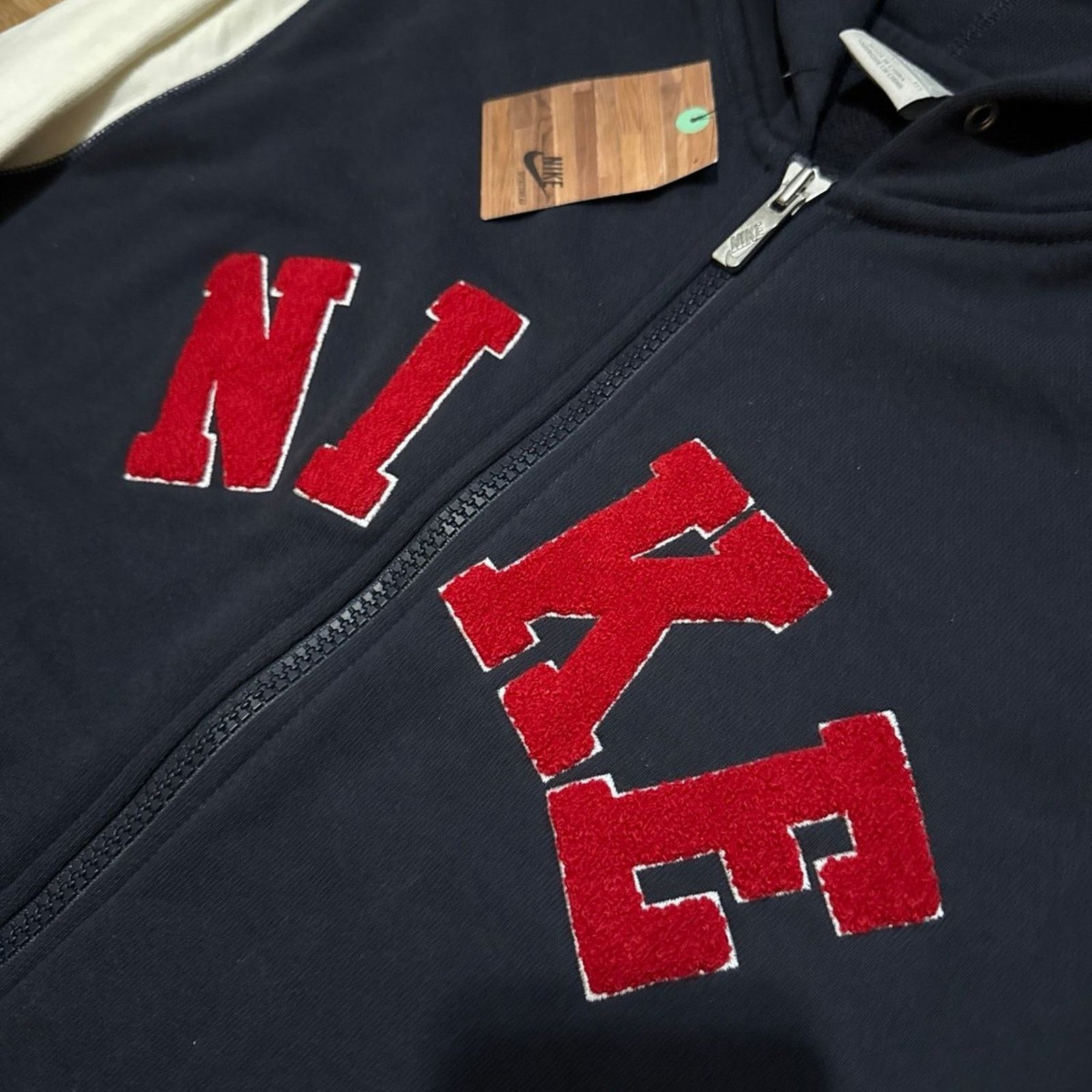 Nike 2010 Nike Spell Out Zip Up Varsity Style Hoodie Sweatshirt Size US XL / EU 56 / 4 - 6 Thumbnail