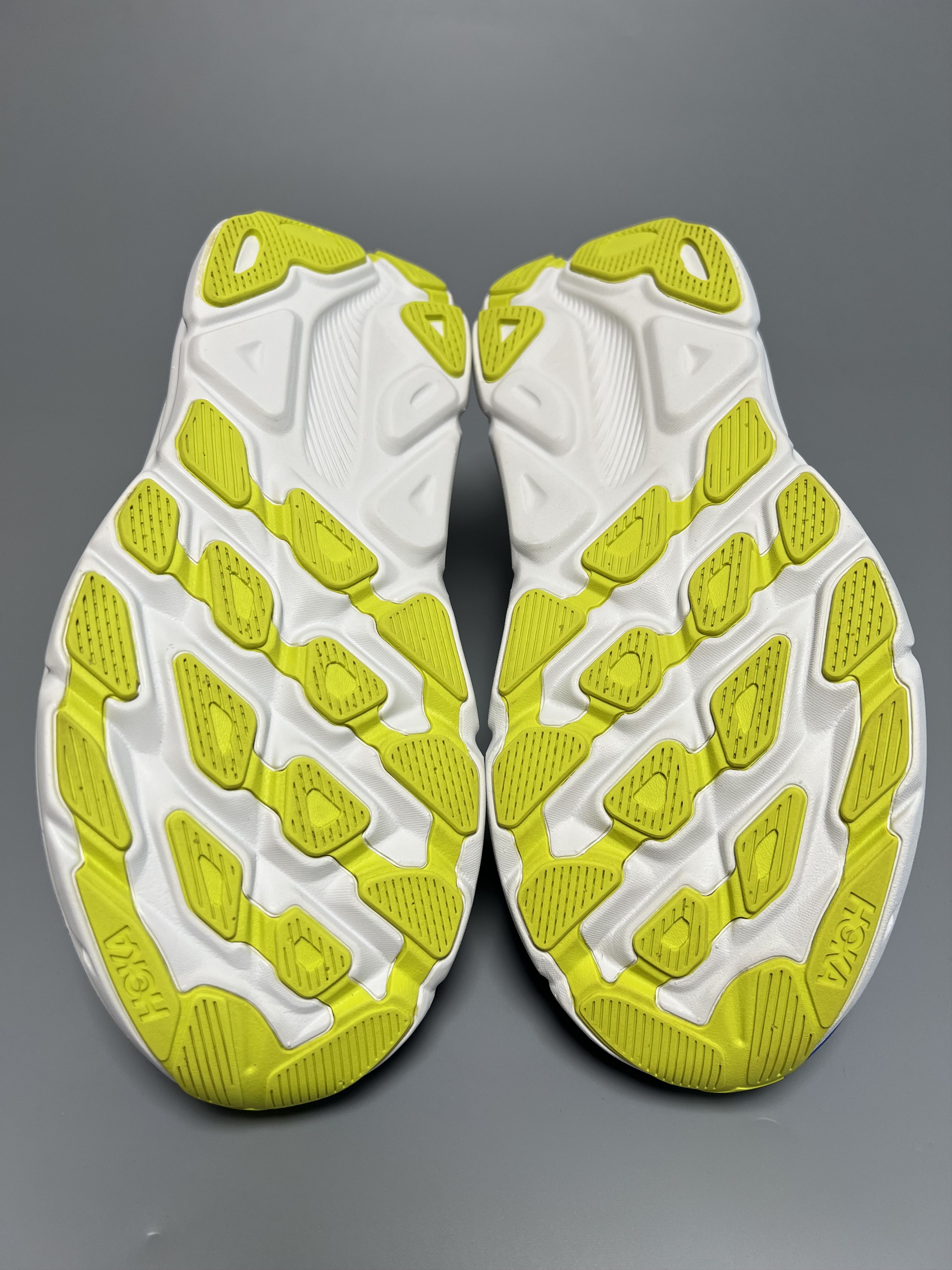 Hoka 9D Hoka One One Clifton 9 Running Shoes Walking Gym Size US 9 / EU 42 - 14 Thumbnail