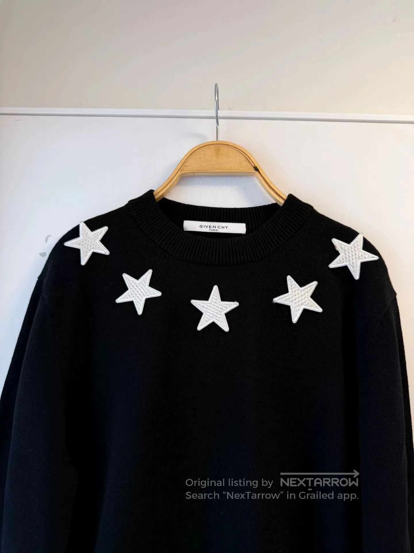 Givenchy Givenchy Star Knit Sweater for Men. Size US S / EU 44-46 / 1 - 3 Thumbnail