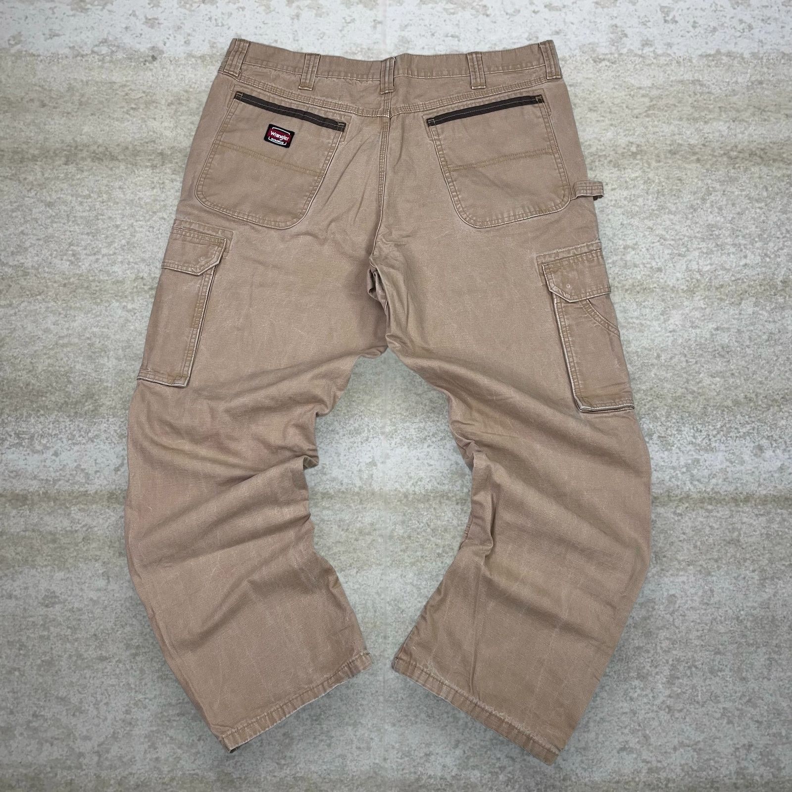 Wrangler Vintage Y2K Wrangler Carpenter Pants 40x32 Baggy Wide Tan Size US 40 / EU 56 - 1 Thumbnail