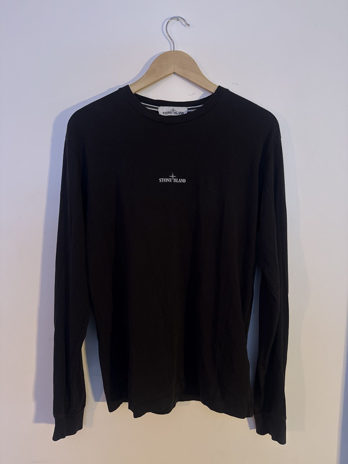 Stone Island Long sleeve stone island black top back logo Size US M / EU 48-50 / 2 - 1 Thumbnail