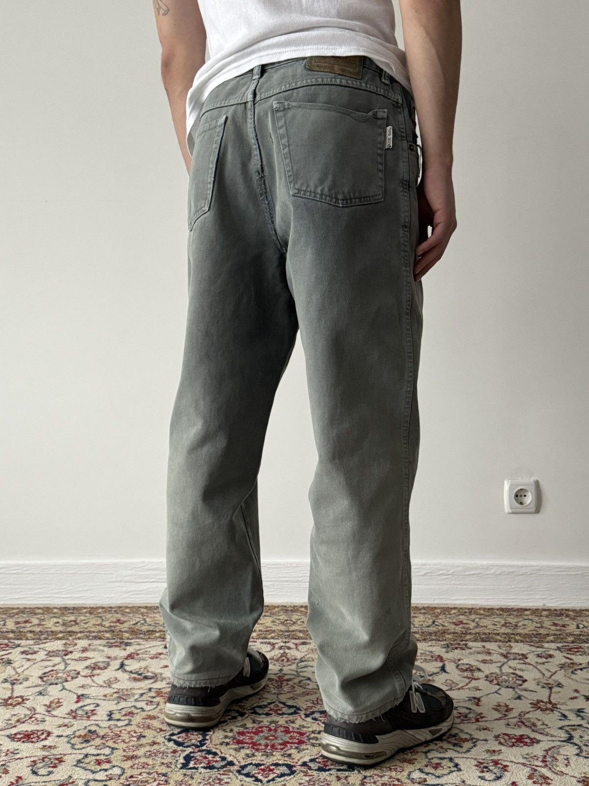 Vintage Vintage 90s Loose Fit Distressed Faded Green Jeans Pants Size US 34 / EU 50 - 2 Thumbnail