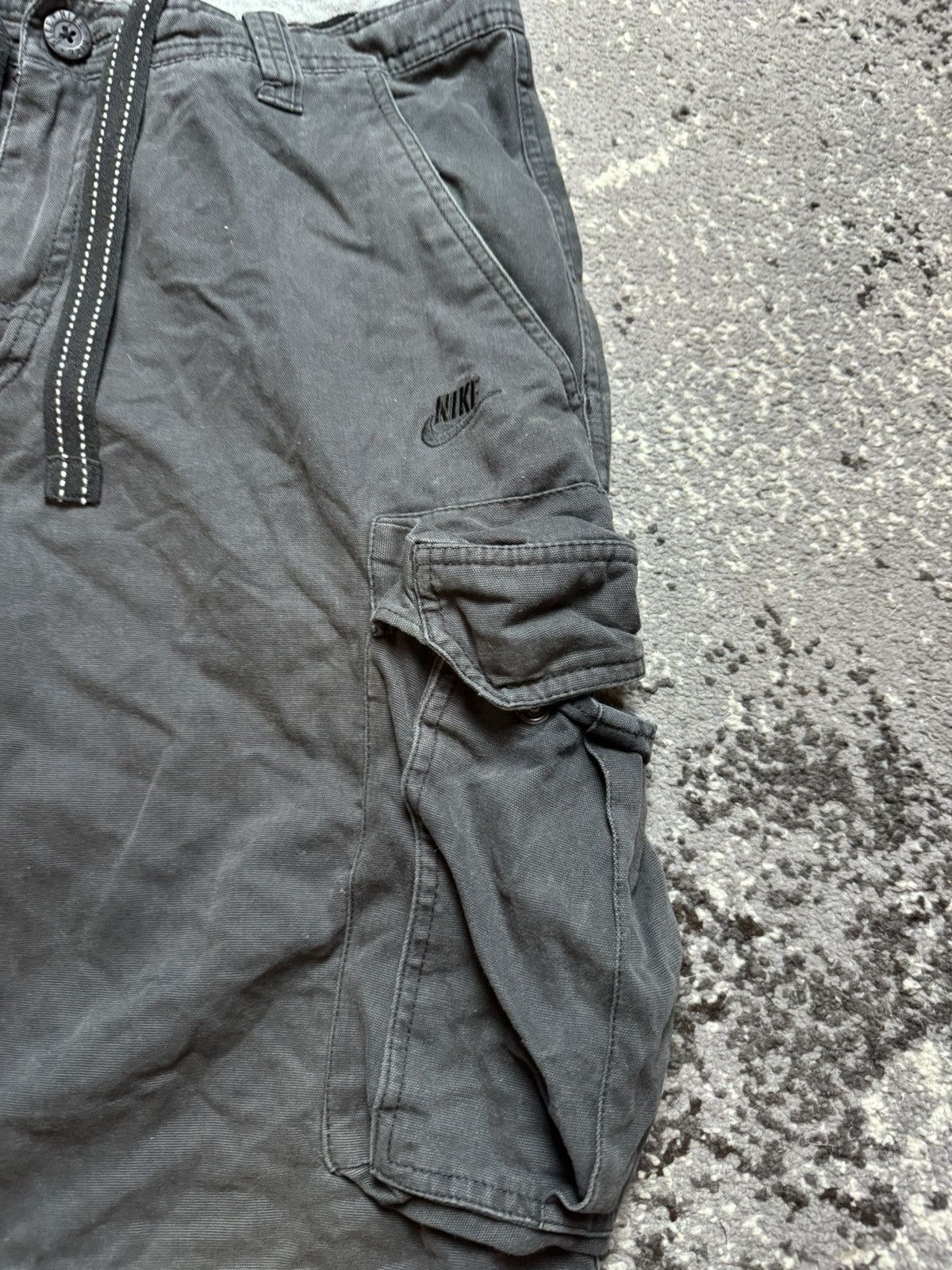 Nike × Vintage Vintage Y2K Nike Swoosh Military Baggy Cargo Shorts Drill Size US 34 / EU 50 - 3 Thumbnail