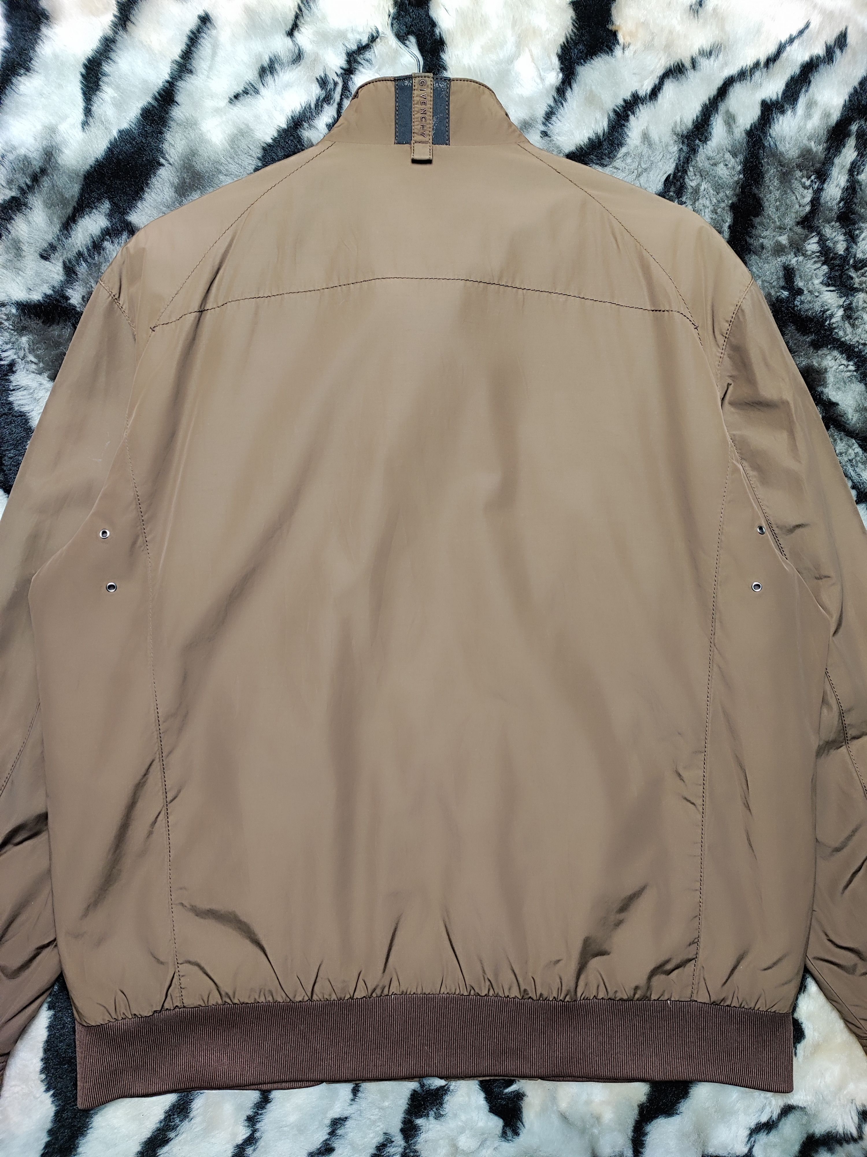 Givenchy Givenchy Bombers Light Jacket Travis Scoot Colour Size US L / EU 52-54 / 3 - 14 Thumbnail