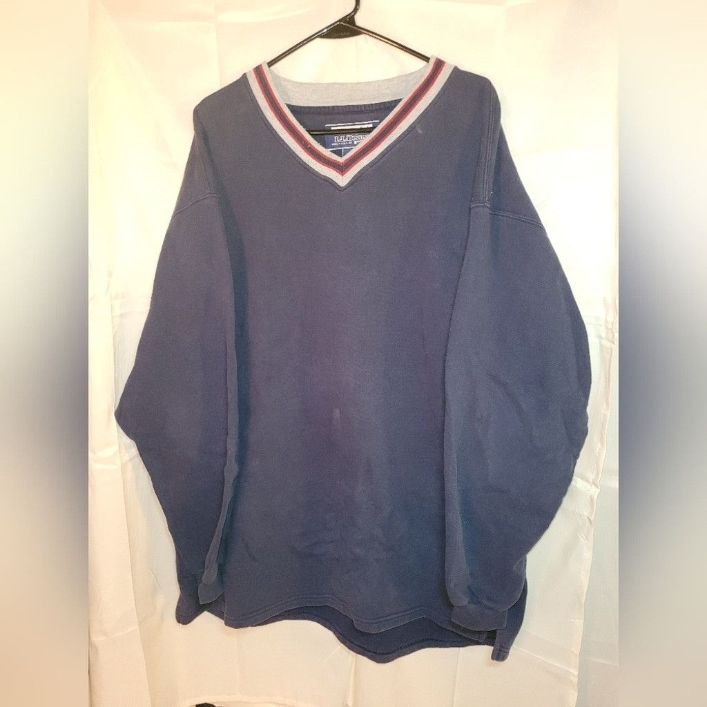L.L. Bean LLBean, sweatshirt, dark blue, V-neck, men's, EUC, XLT, Size US XL / EU 56 / 4 - 1 Thumbnail