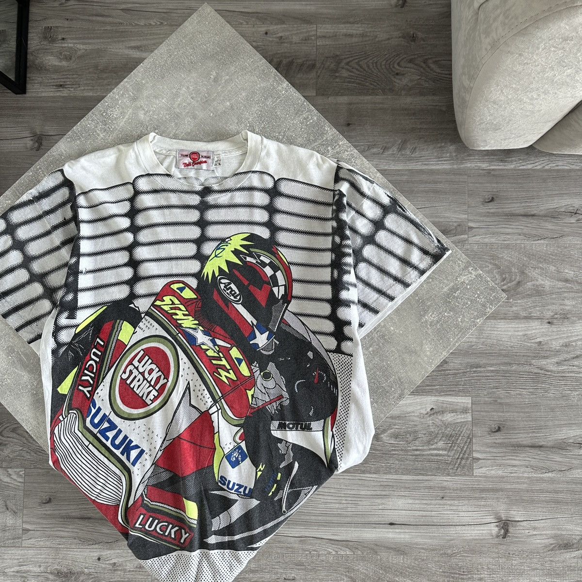 Japanese Brand Vintage 90s rare Lucky Strike Suzuki Racing tee AOP moto Size US XL / EU 56 / 4 - 3 Thumbnail