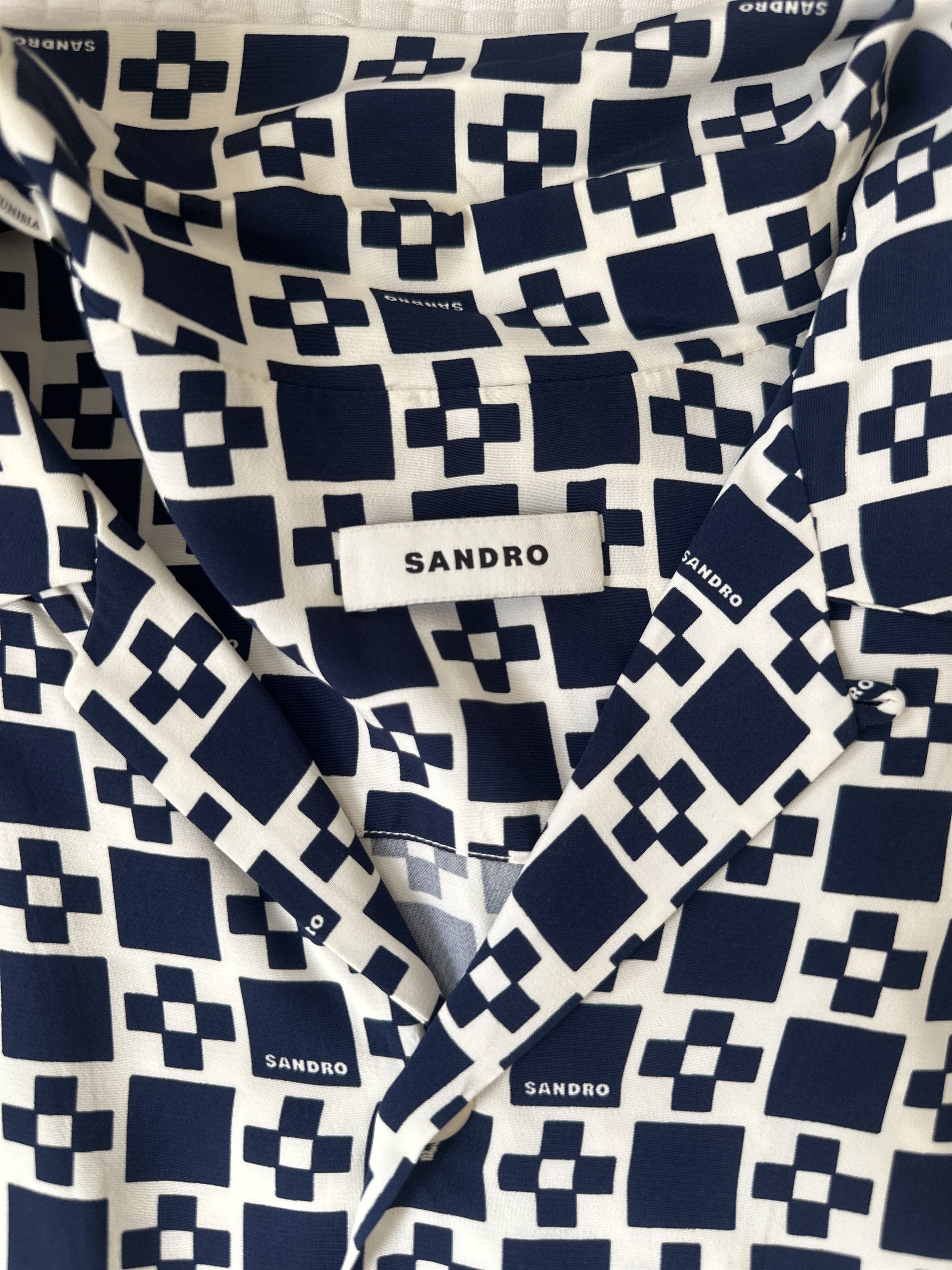 Sandro Cross graphic-print loose-fit woven shirt Size US S / EU 44-46 / 1 - 6 Thumbnail
