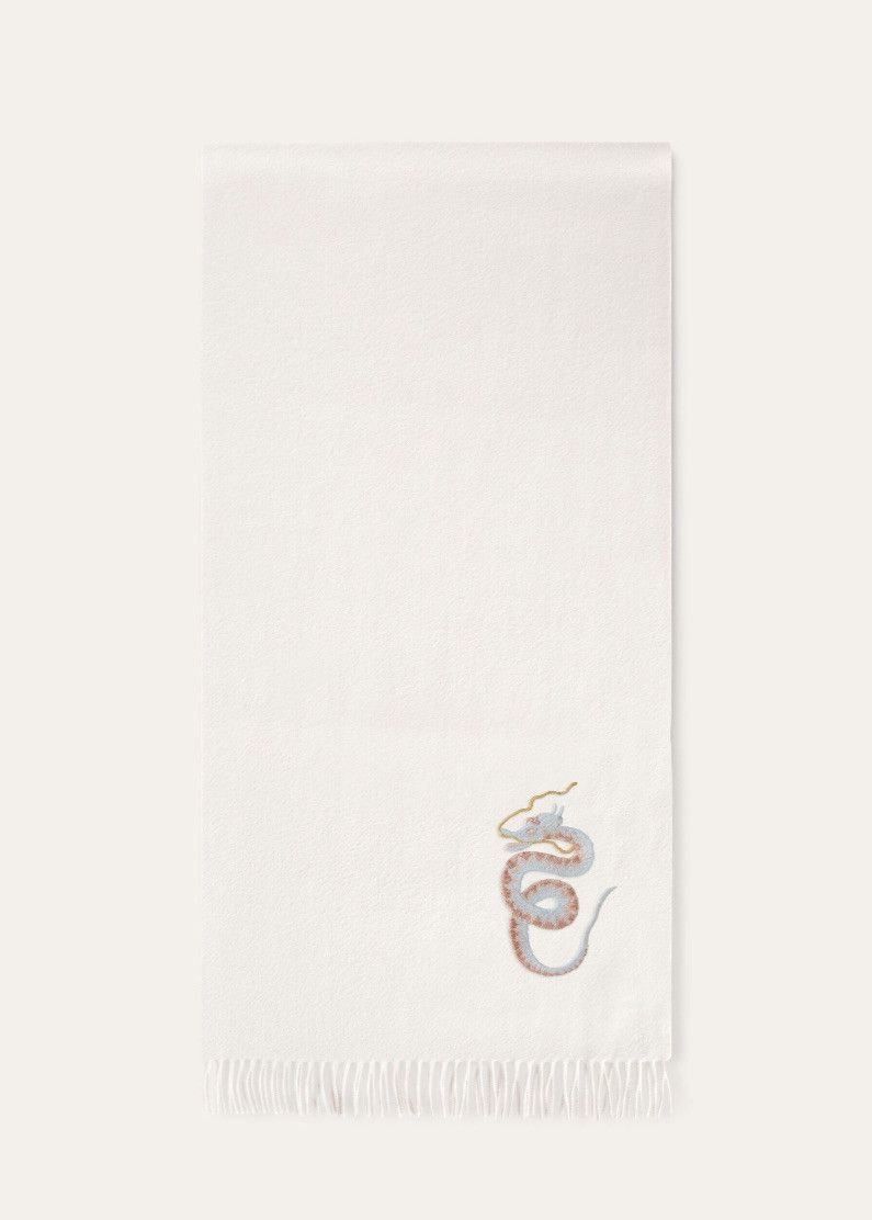 Loro Piana o1srvl11e0325 FAN9599 Size: OS / Scarf in White Size ONE SIZE - 1 Thumbnail