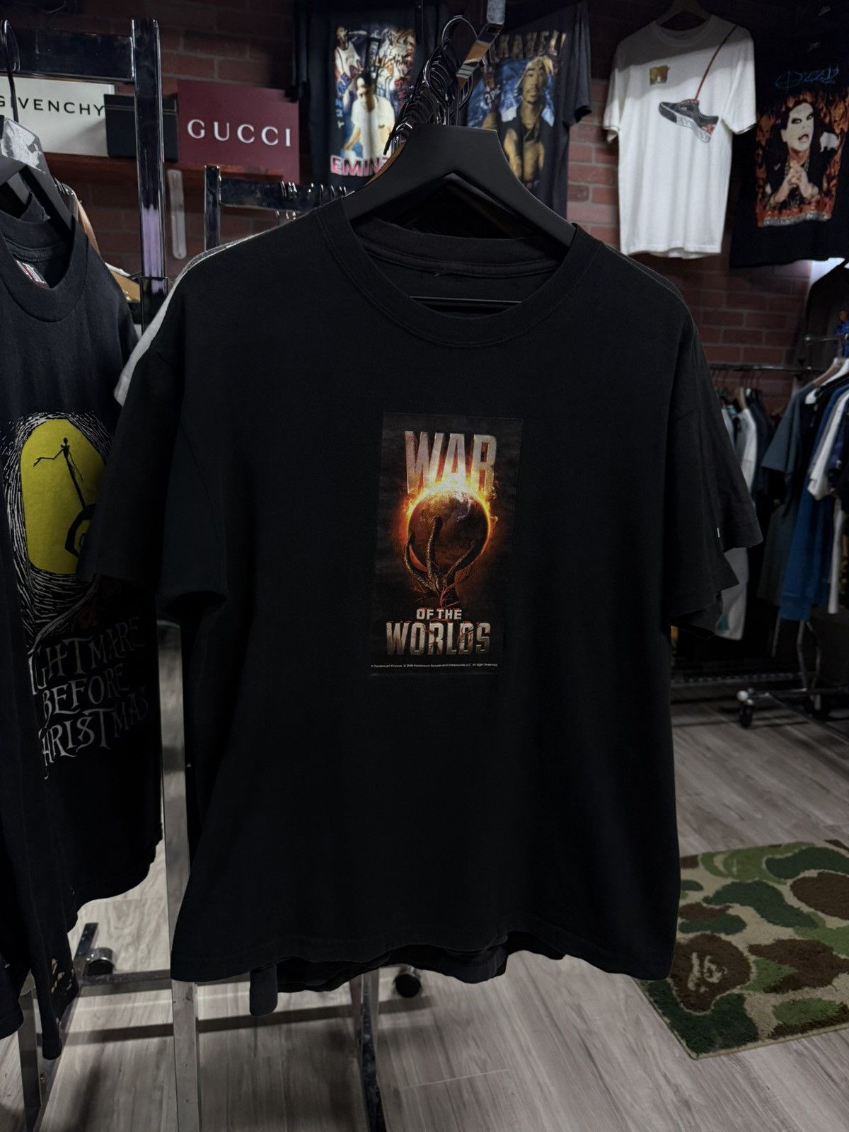 Vintage Vintage 05’ War of the Worlds T-Shirt Vtg Movie Tee Size Med Size US M / EU 48-50 / 2 - 6 Thumbnail