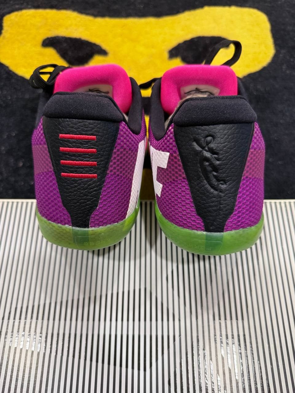 Nike Nike Kobe 11 EM Low Mambacurial (2016) 836183-635 Size US 11.5 / EU 44-45 - 5 Thumbnail