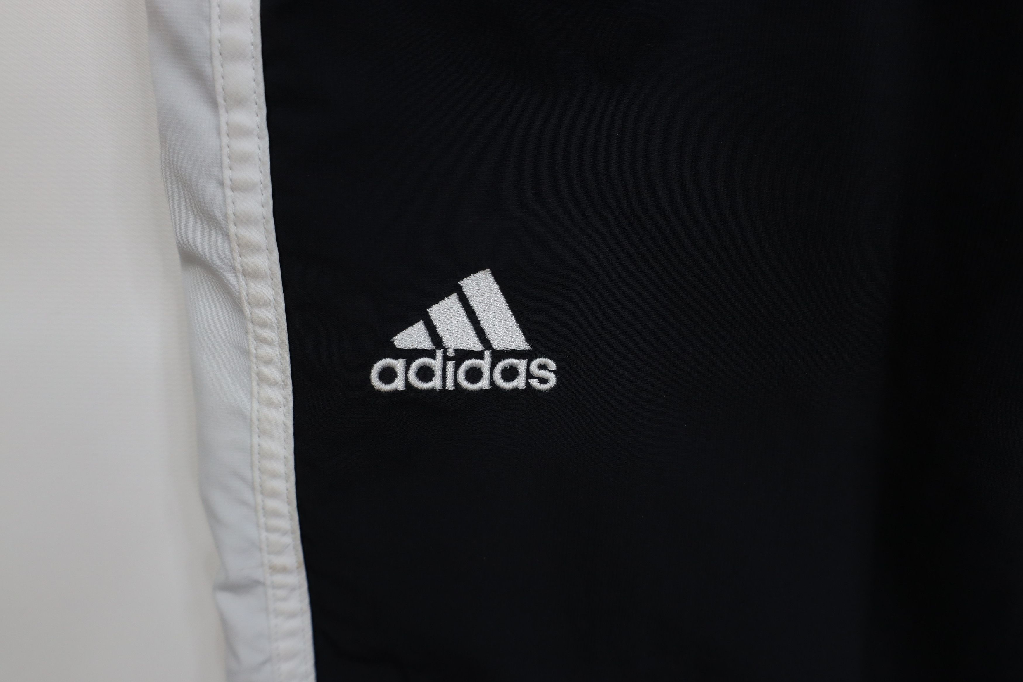 Adidas Vintage Y2K Adidas Spell Lined Wide Leg Windbreaker Pants Size US 38 / EU 54 - 9 Thumbnail