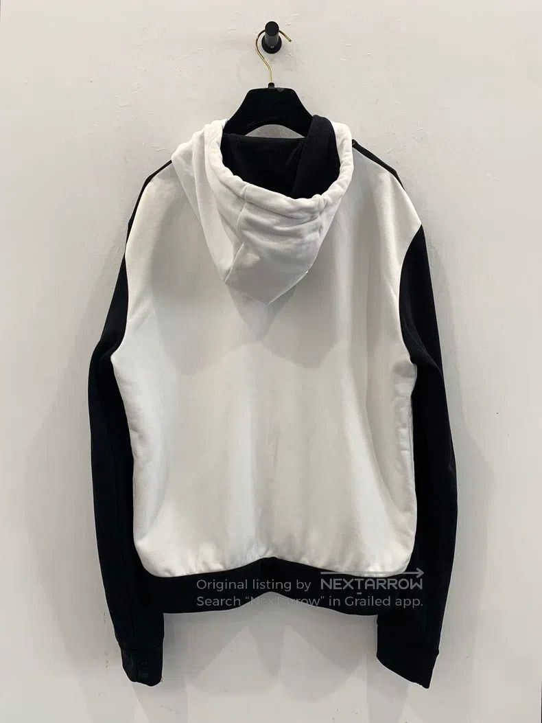 Fendi Fendi Roma Embossed Letter Logo Black and White Color-Bloc Size US M / EU 48-50 / 2 - 2 Thumbnail