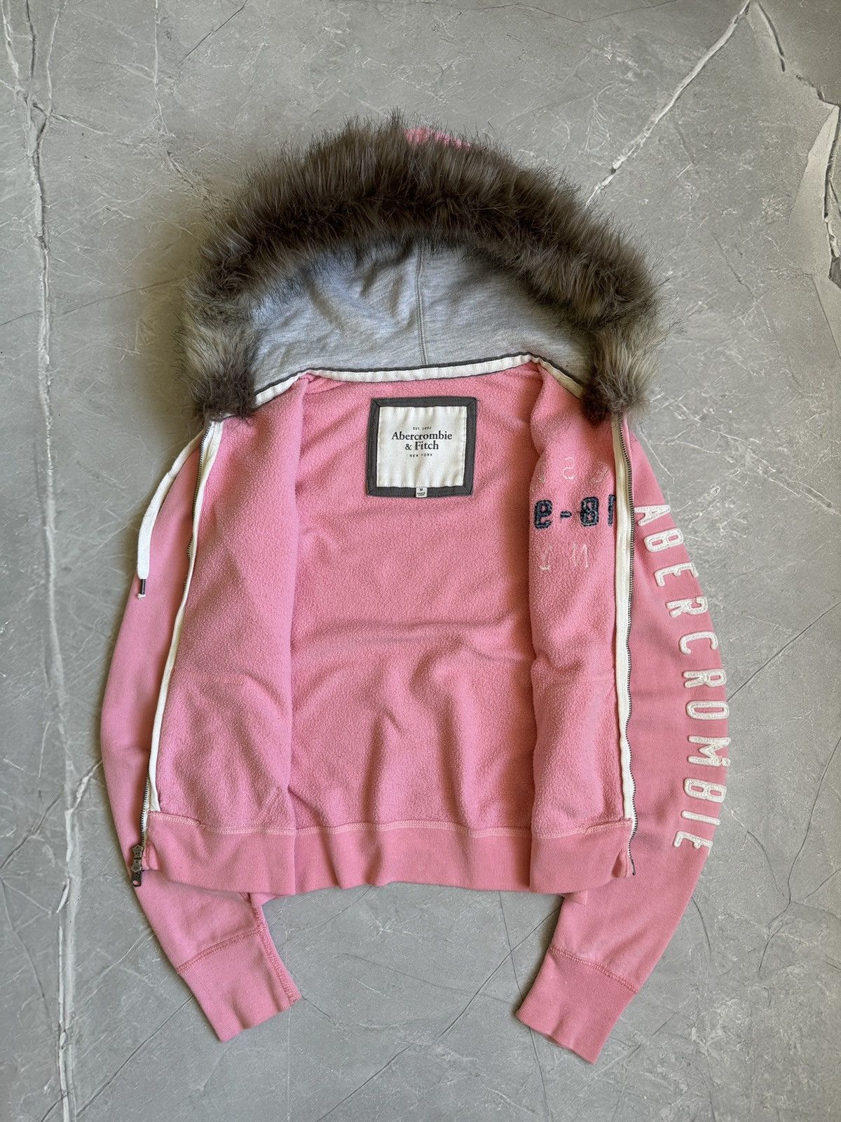 Abercrombie & Fitch Abercrombie Fitch Vintage Fur Zip Hoodie Ifsixwasnine LGB Size M / US 6-8 / IT 42-44 - 6 Thumbnail
