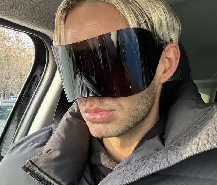 VIBE Oversized Punk Gothic Luxury Sunglasses Size ONE SIZE - 1 Thumbnail