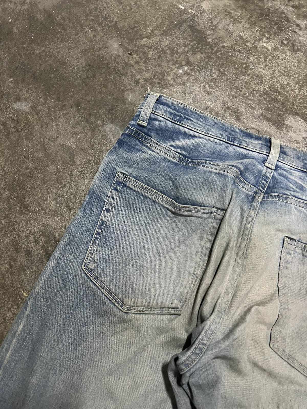Spellbound 💥Spellbound Distressed Jean Japan Size US 29 - 15 Thumbnail