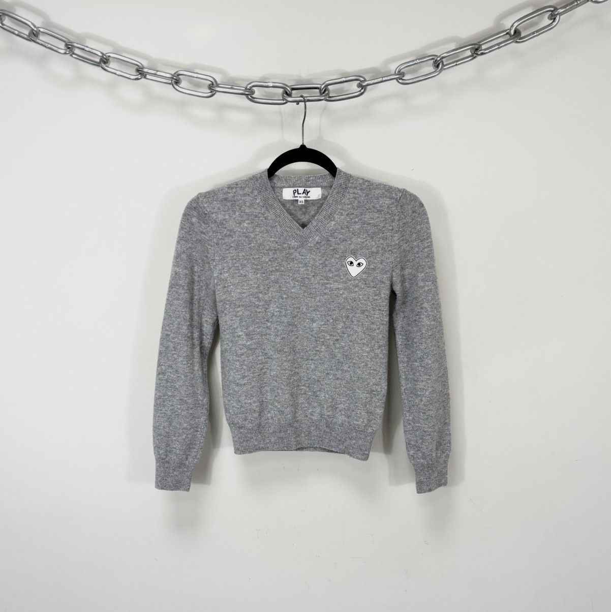Comme des Garcons Comme Des Garcons Play Women’s Heart Gray Wool Sweater Size XS / US 0-2 / IT 36-38 - 1 Thumbnail