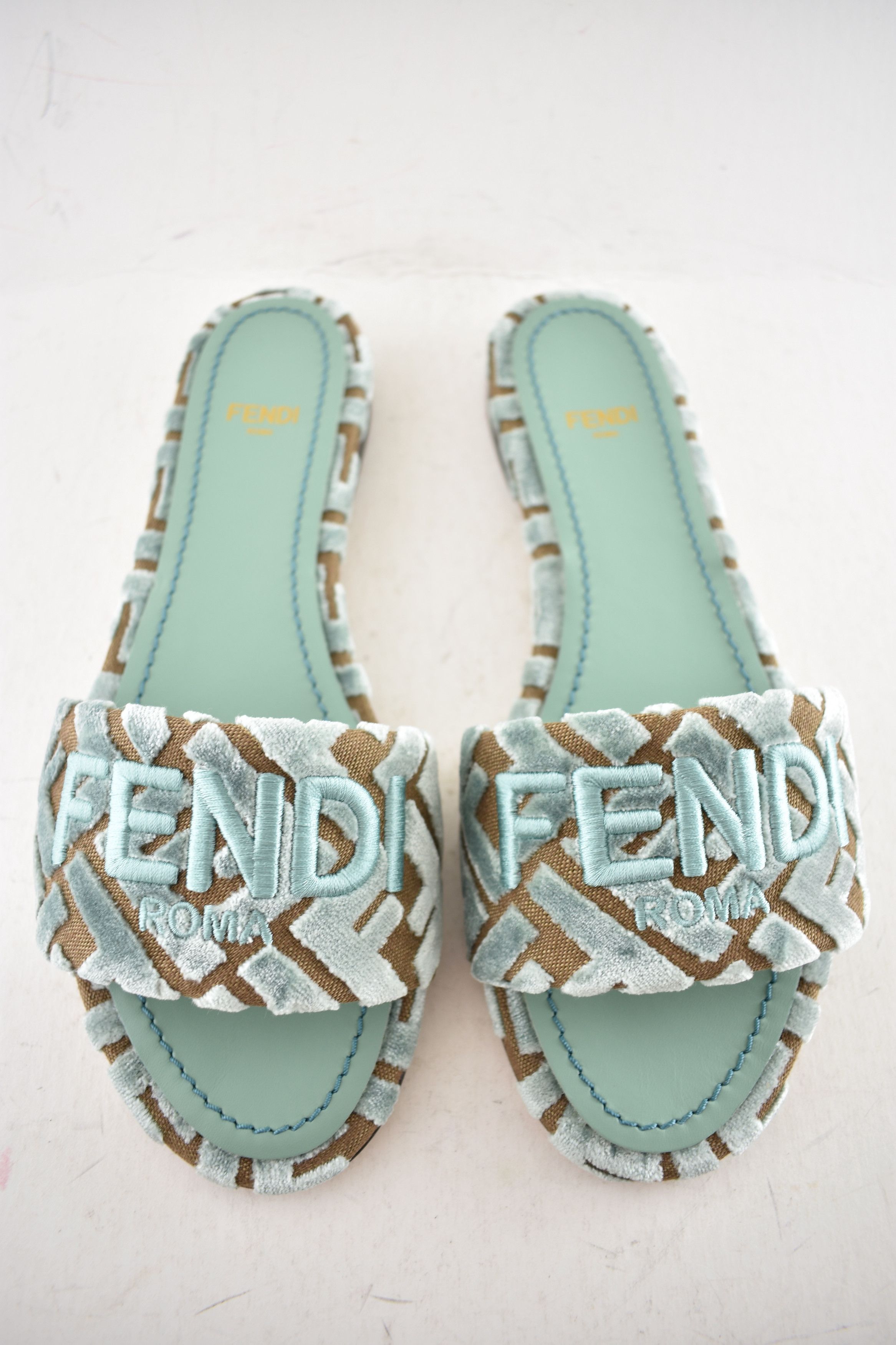 Fendi Fendi Sunshine Velvet FF Logo Slide Flat Flip Flop Sandal 37 Size US 7 / IT 37 - 6 Thumbnail