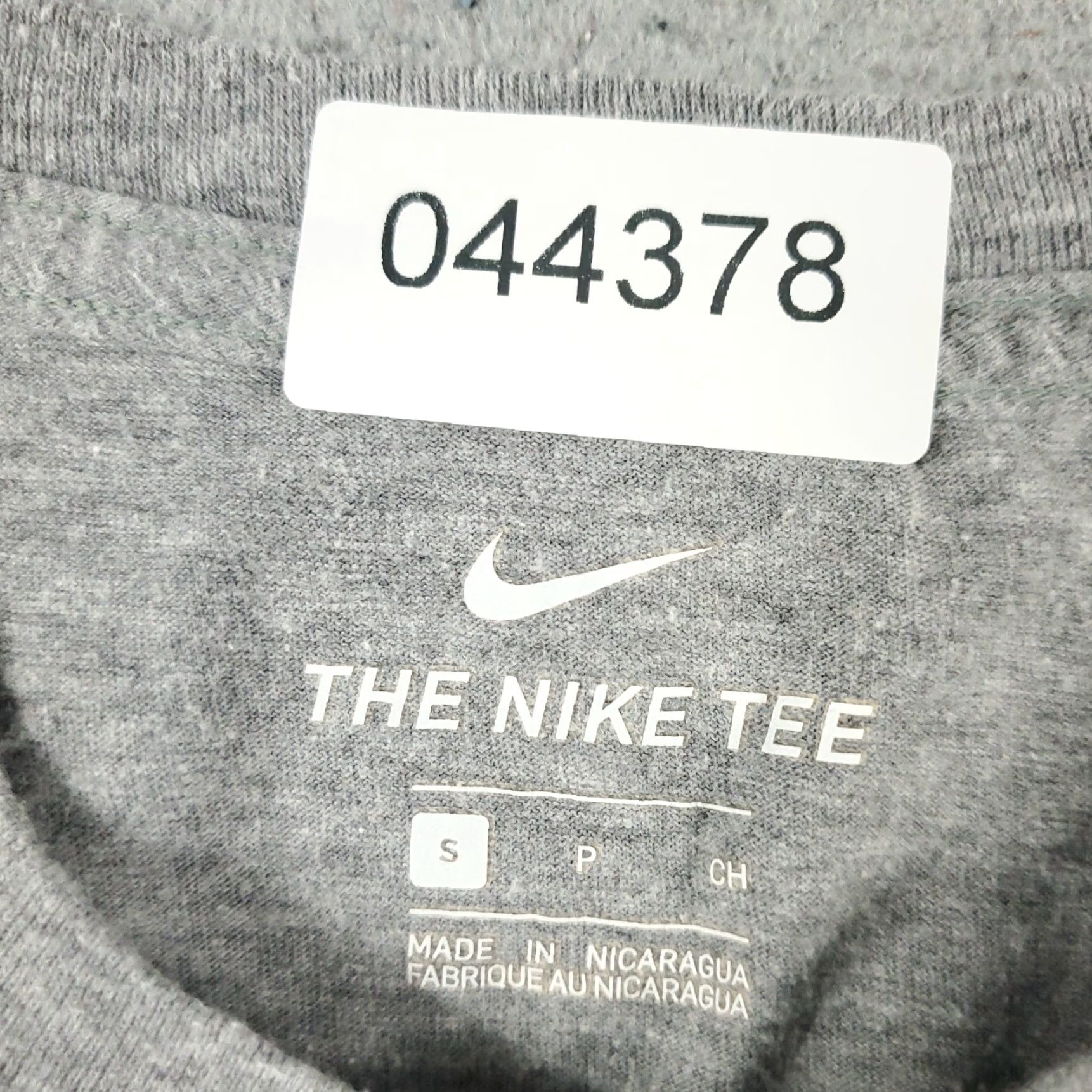 Nike Nike T Shirt Mens Small Gray Nike Dri-Fit Short Sleeve Activewear Casual Sports Shirt Mens Gr ay? Size US S / EU 44-46 / 1 - 7 Thumbnail