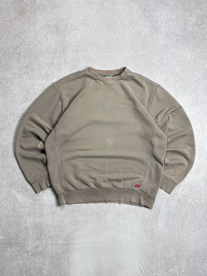 Nike Vintage Nike Swoosh Distressed Boxy Crewneck Sunfaded Y2K M Size US M / EU 48-50 / 2 - 1 Thumbnail