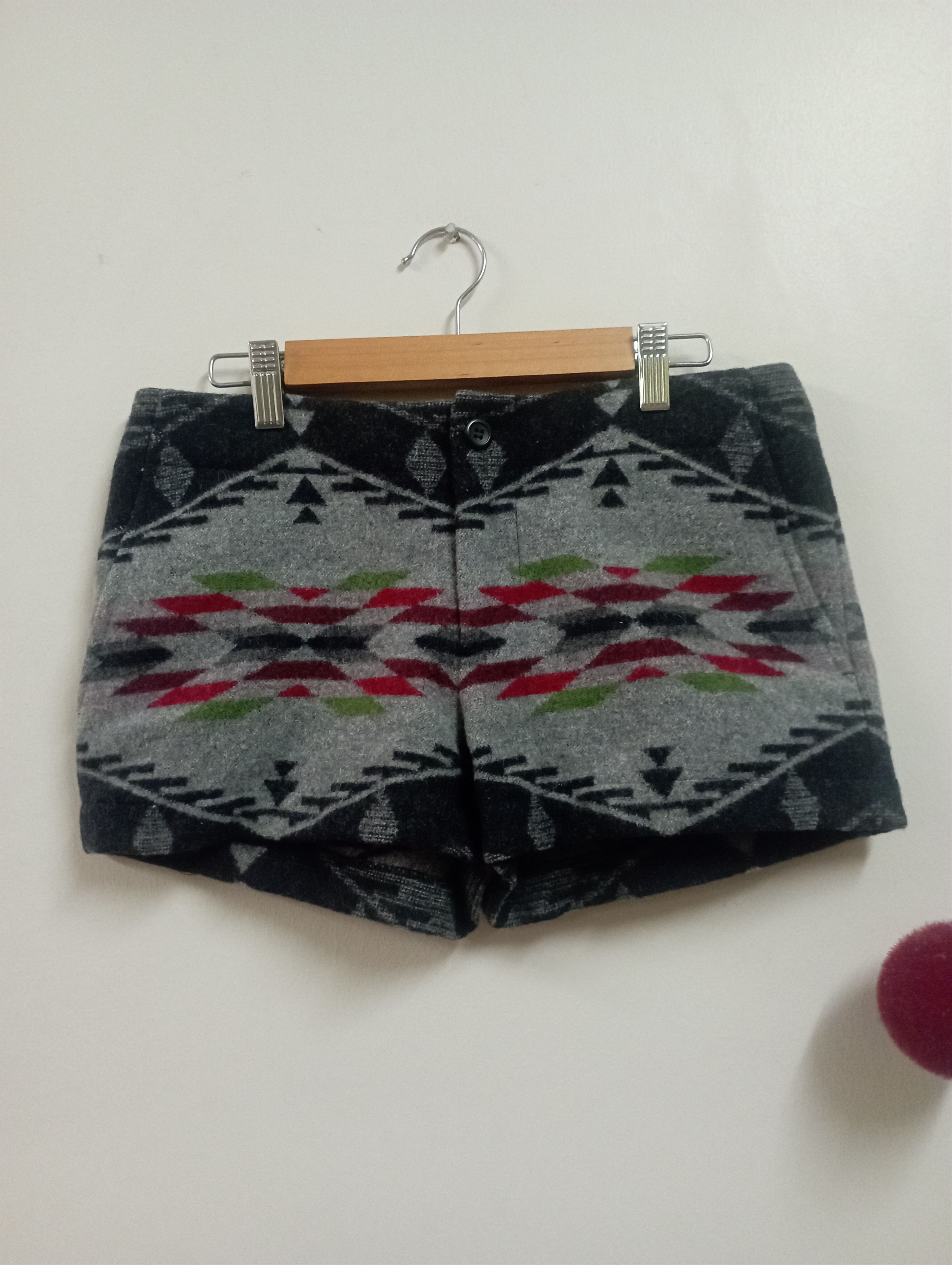 Pendleton Vintage Made In USA Navajo Wool Short Pant Pendleton Size 28" / US 6 / IT 42 - 1 Thumbnail
