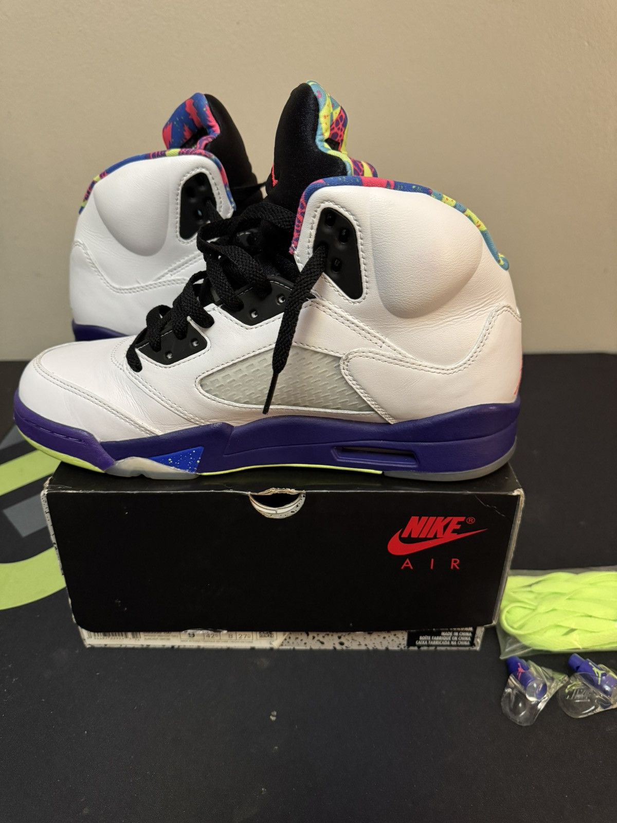 Jordan Brand Nike Air Jordan Retro 5 Alternate Belair White Black Size 9 Size US 9 / EU 42 - 6 Thumbnail