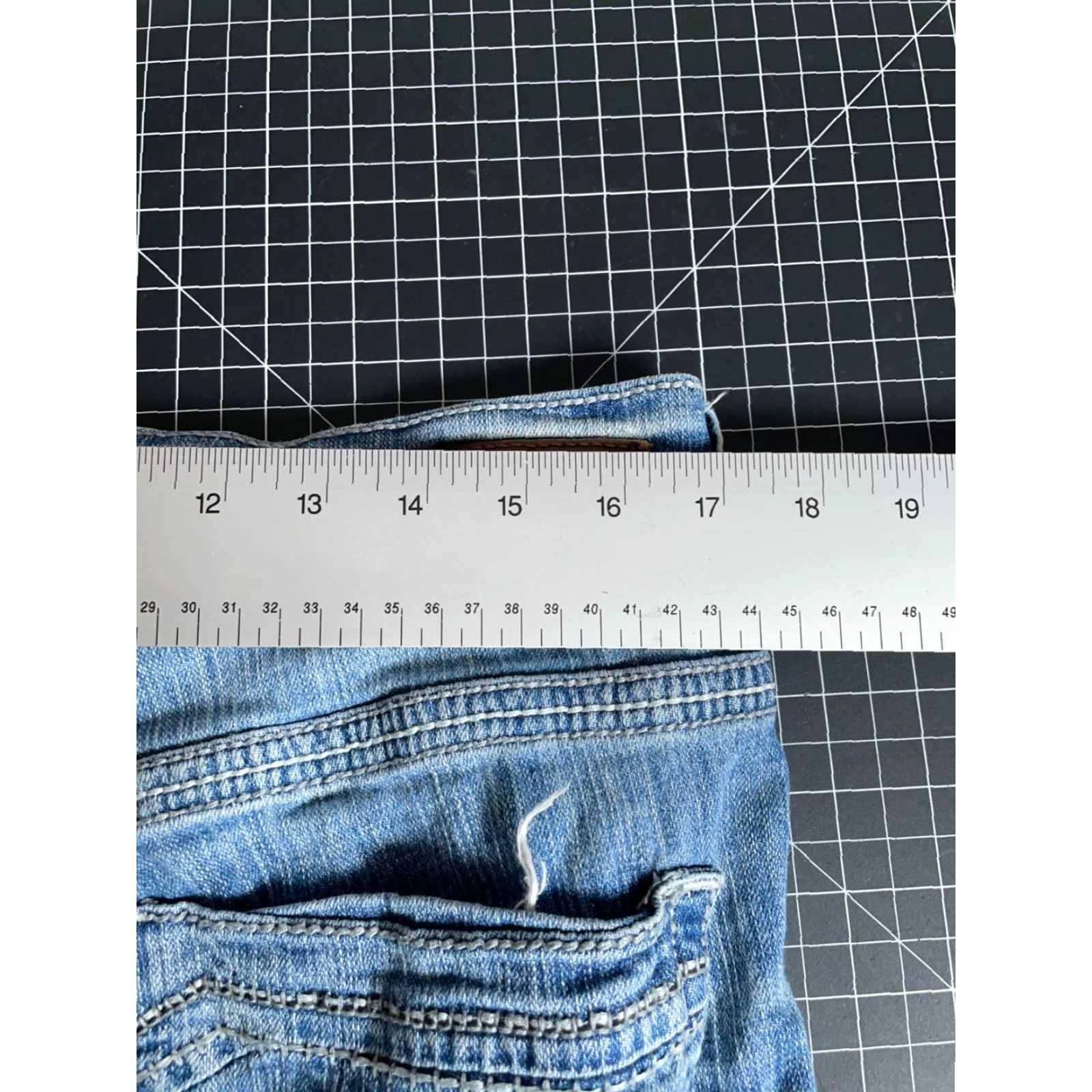 Vintage VINTAGE Buckle BKE Carter Jeans Denim Straight Leg 34 x 30 Men’s 33R Low Rise 90s Hipster Grunge Blue Regular Fit Mens Size US 33 - 5 Thumbnail