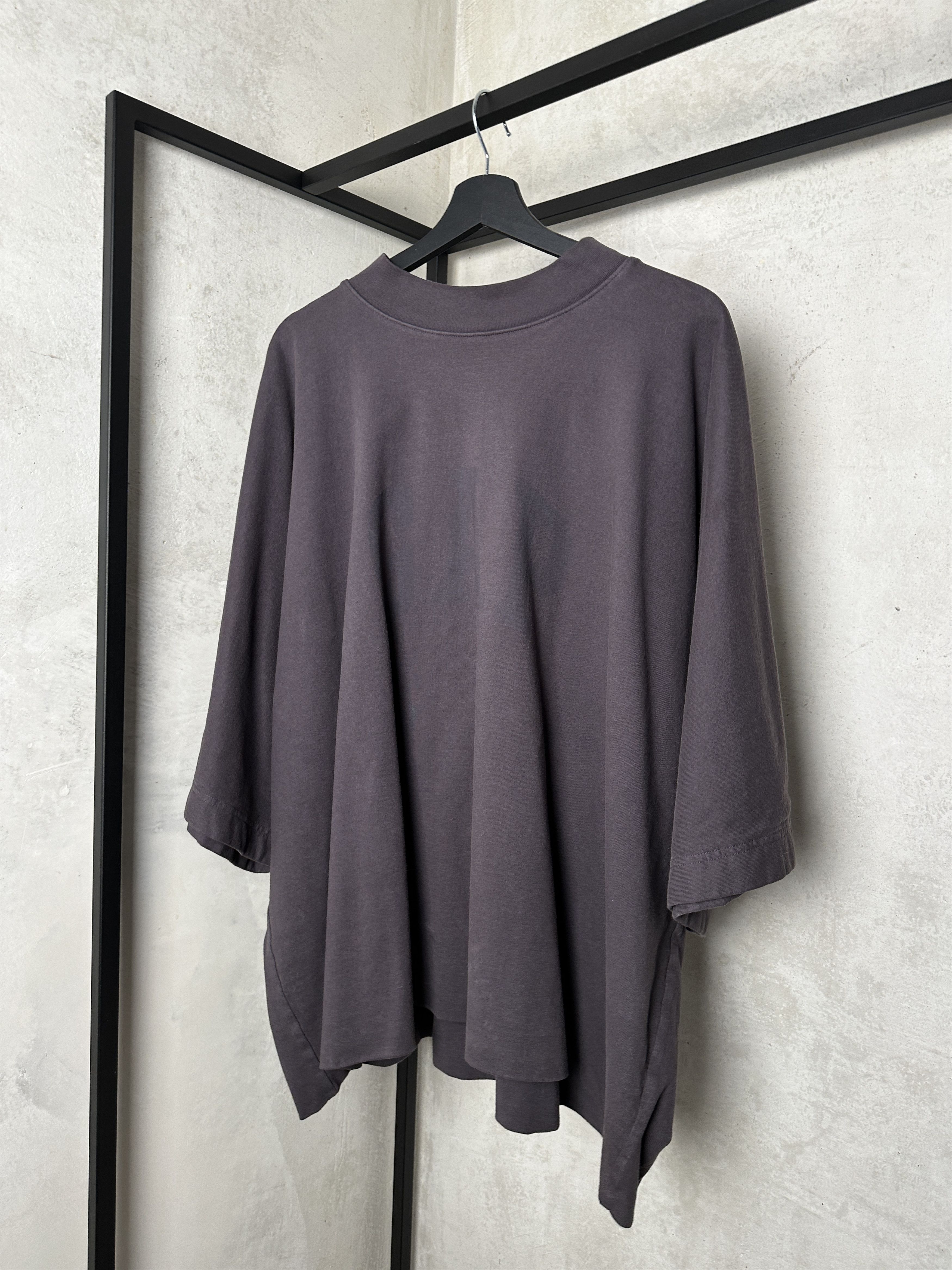 Gap Yeezy Gap Dove Brown T Shirt Size US XL / EU 56 / 4 - 4 Thumbnail
