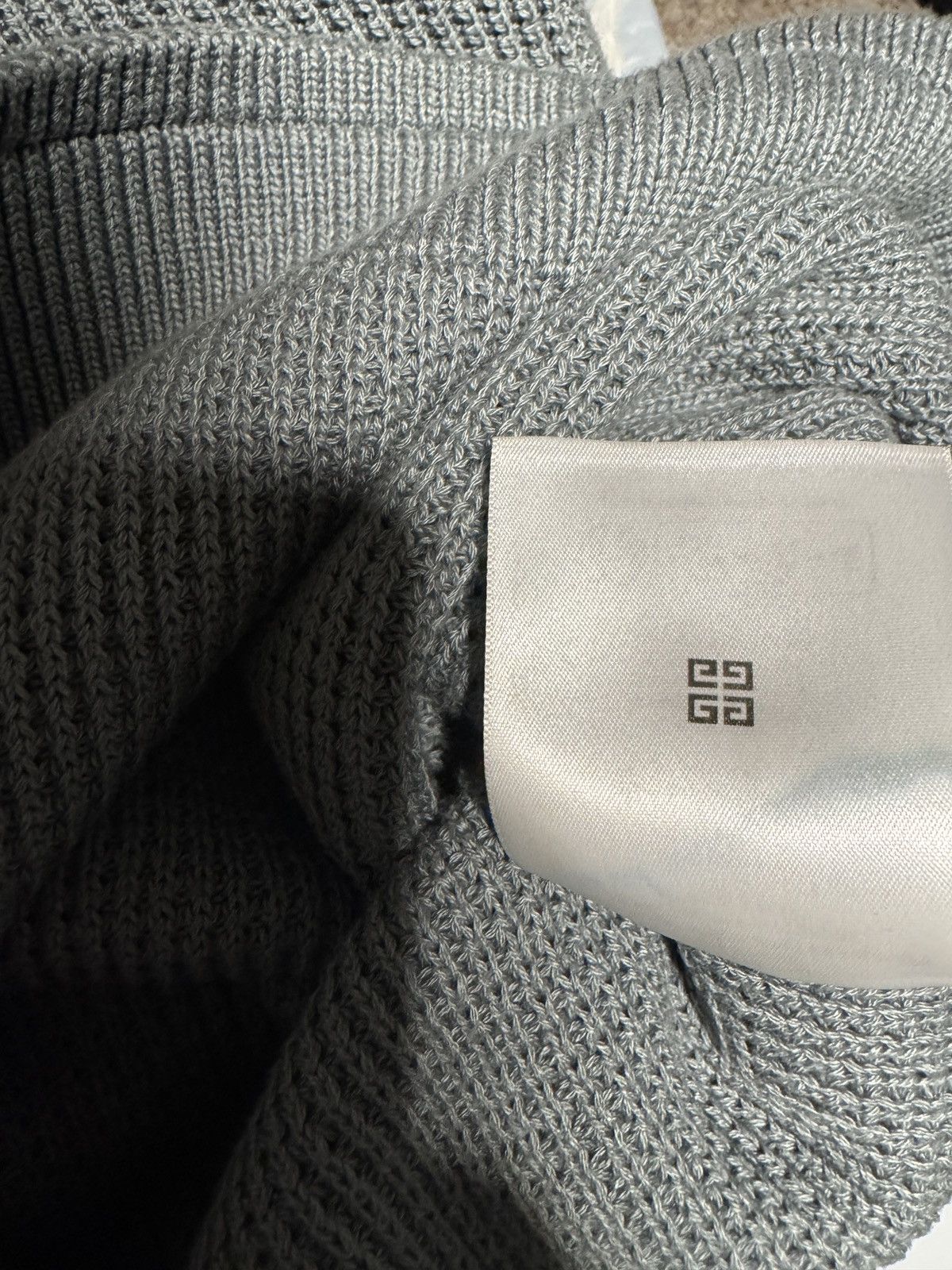 Givenchy GIVENCHY Logo-embroidered Waffle-Knit Jumper Crewneck Size US S / EU 44-46 / 1 - 8 Thumbnail